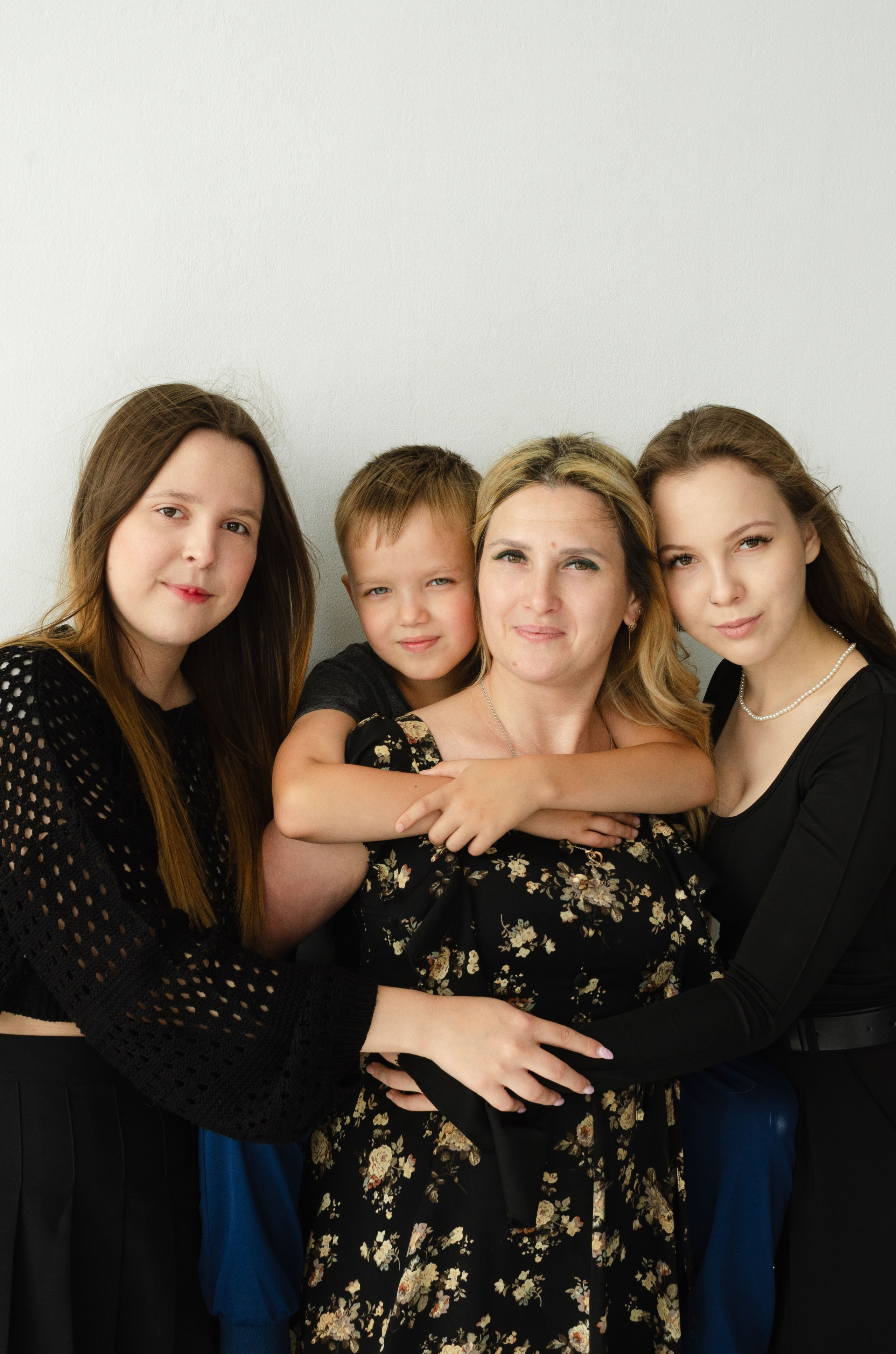 Лера & Саша & Артем & Юлия. Женский и предметный фотограф в Уфе Анастасия Настоечка