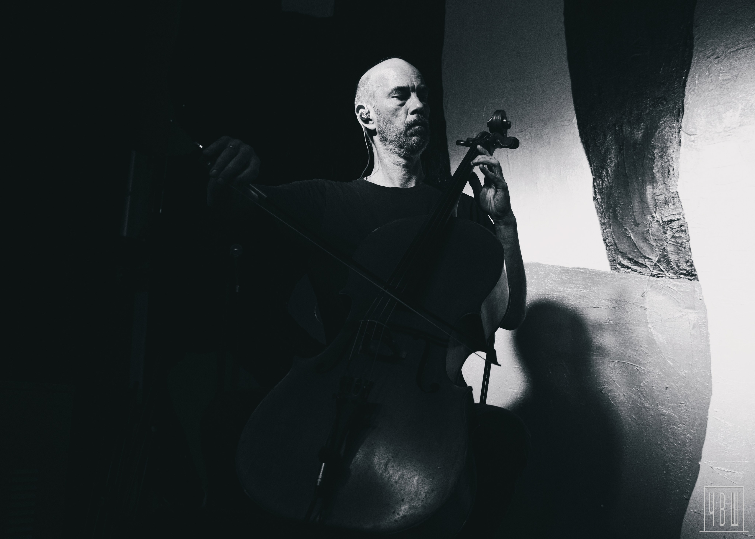 Бранимир, Акимов, Махова, 07.09.2025, Ящик. Человек в Шляпе