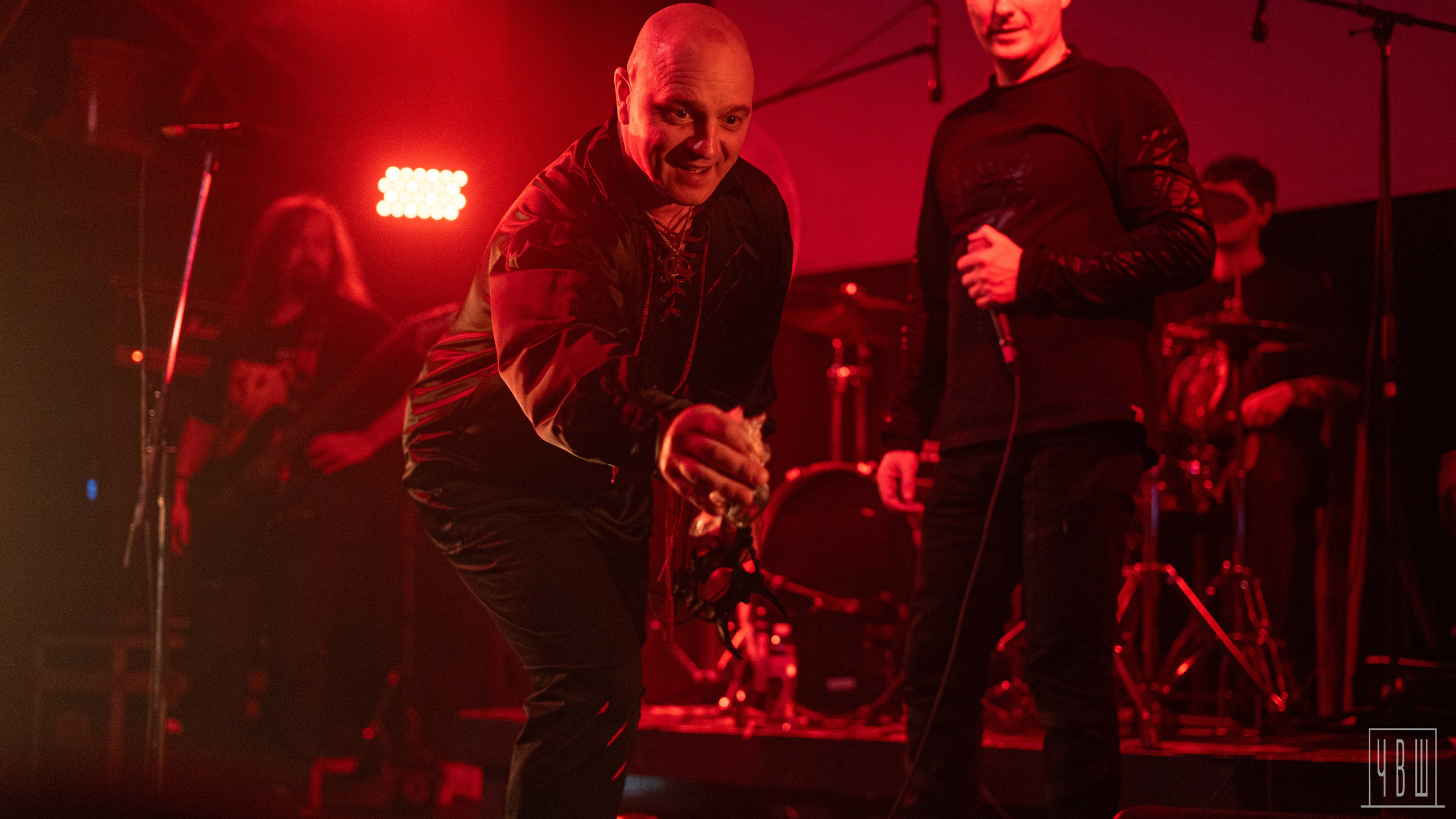 ШардаМ, 04.11.2025, Ласточка. Человек в Шляпе