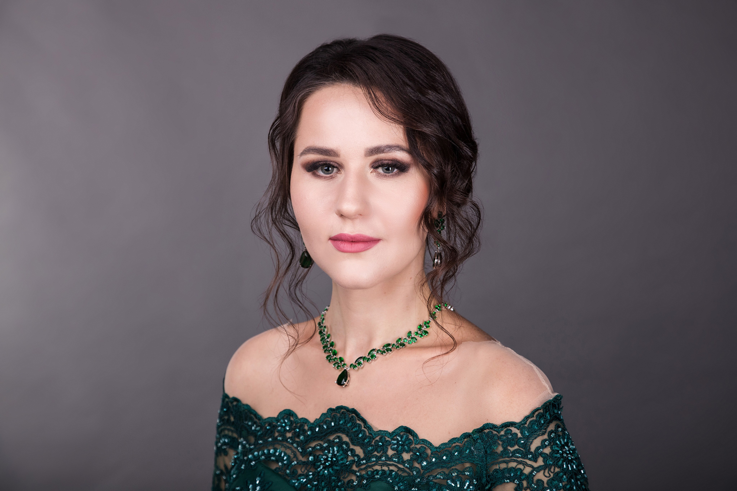 Студийный портрет для афиши. Креативный и женский Фотограф Омске Наталья Лебедева