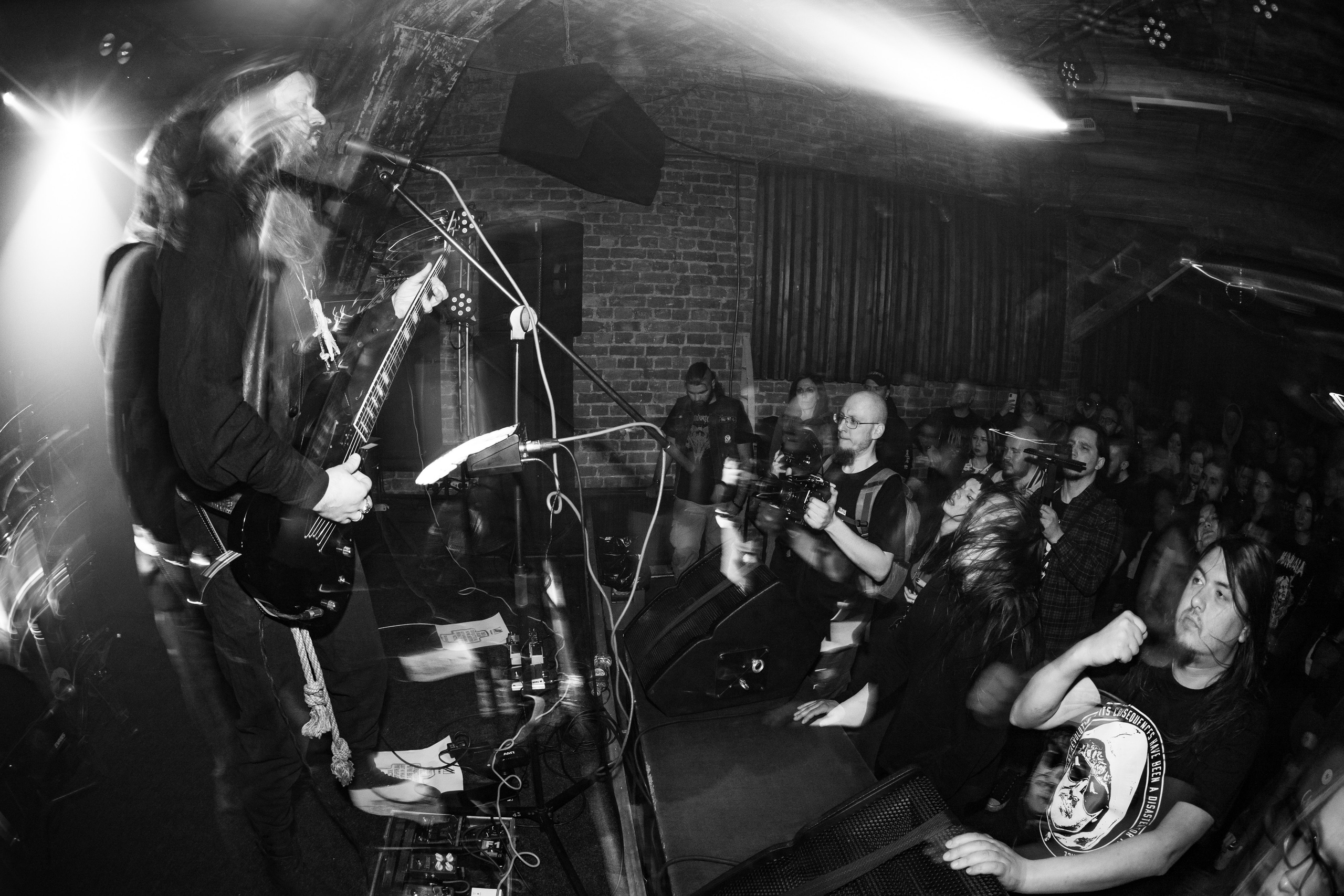 ИЛ • Minuala • Khlad|Цоколь 2.0. Концертный и репортажный фотограф в Санкт-Петербурге Слава Пахомов