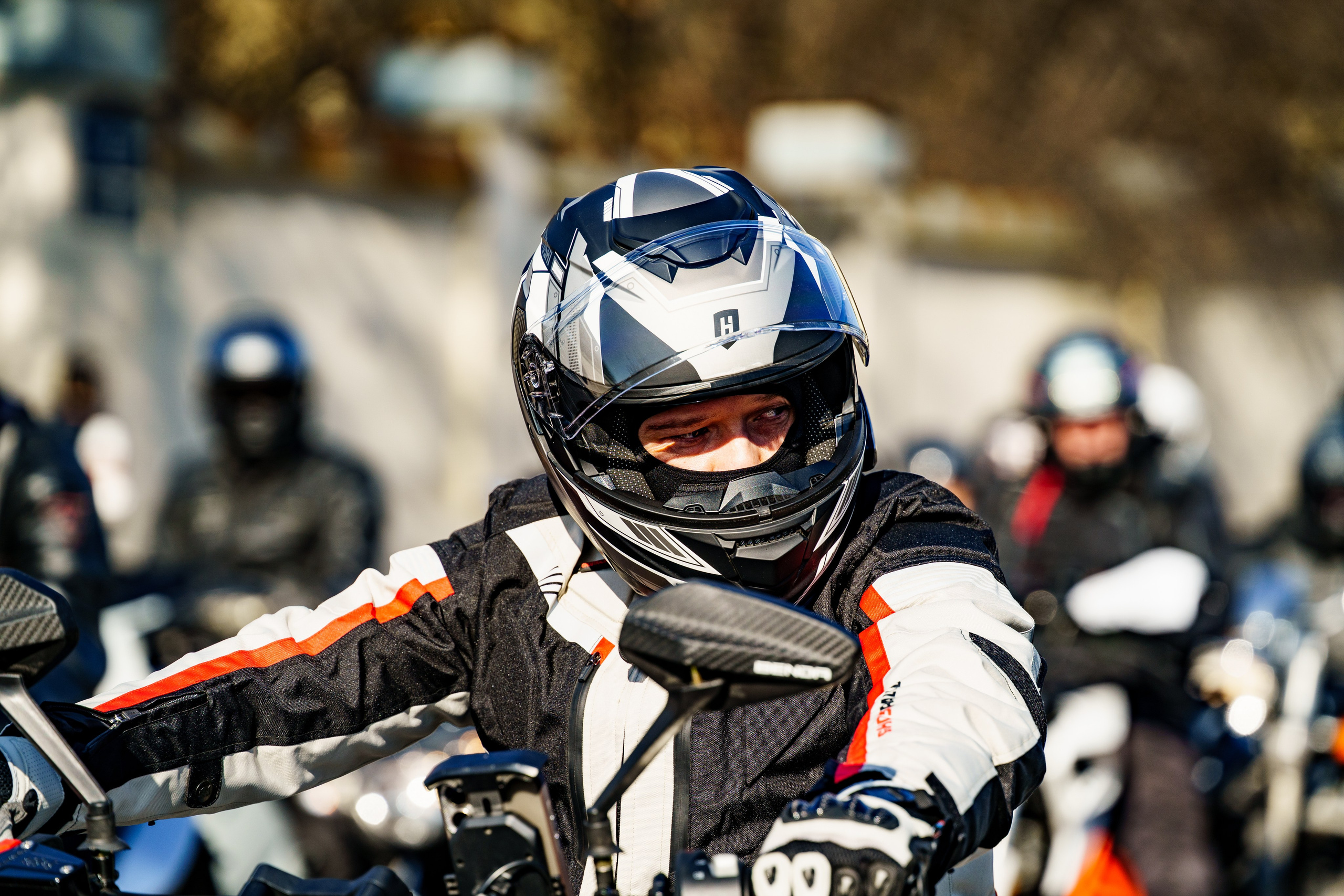 Прохват мотоклуба Norman Riders ч.1. Концертный и репортажный фотограф в Санкт-Петербурге Слава Пахомов