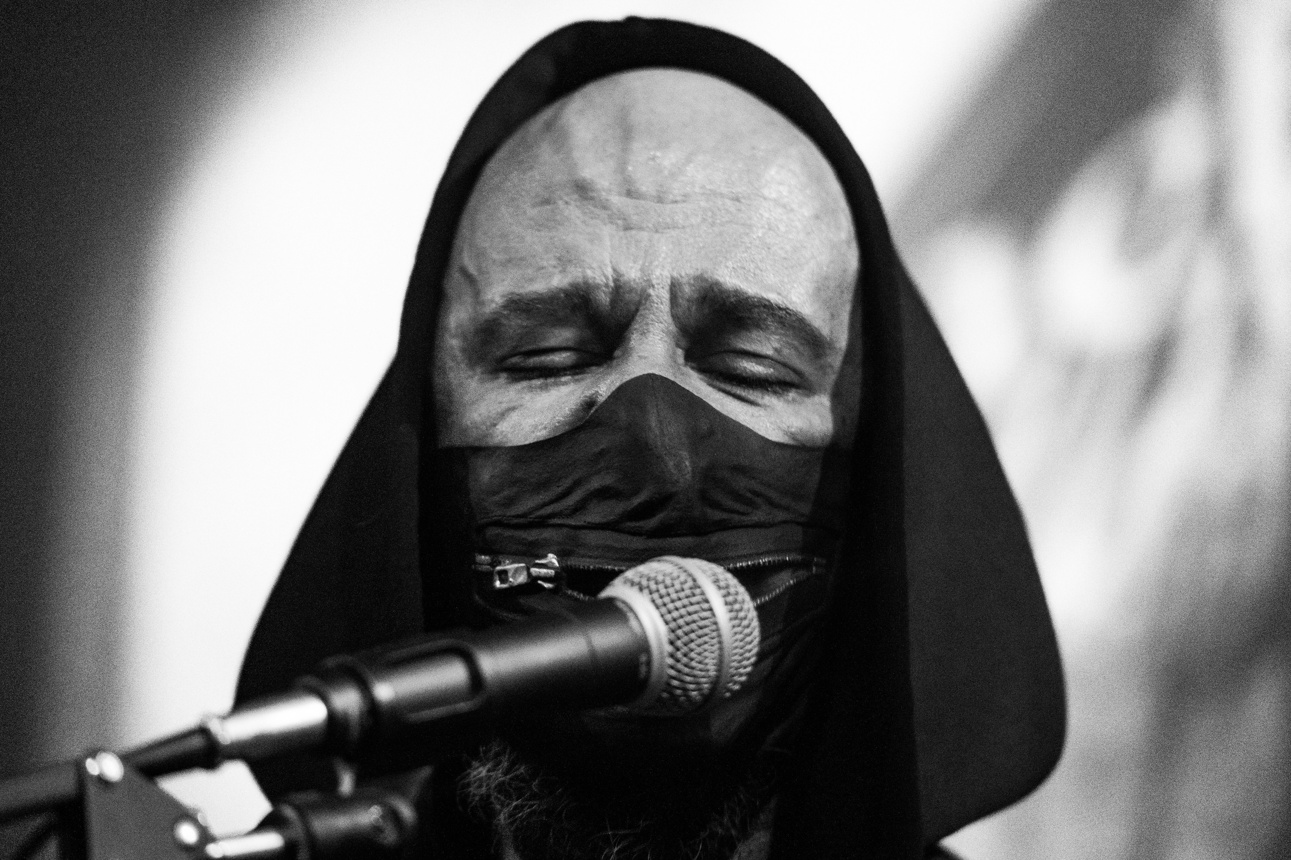 Inside the Rain|Ласточка. Концертный и репортажный фотограф в Санкт-Петербурге Слава Пахомов