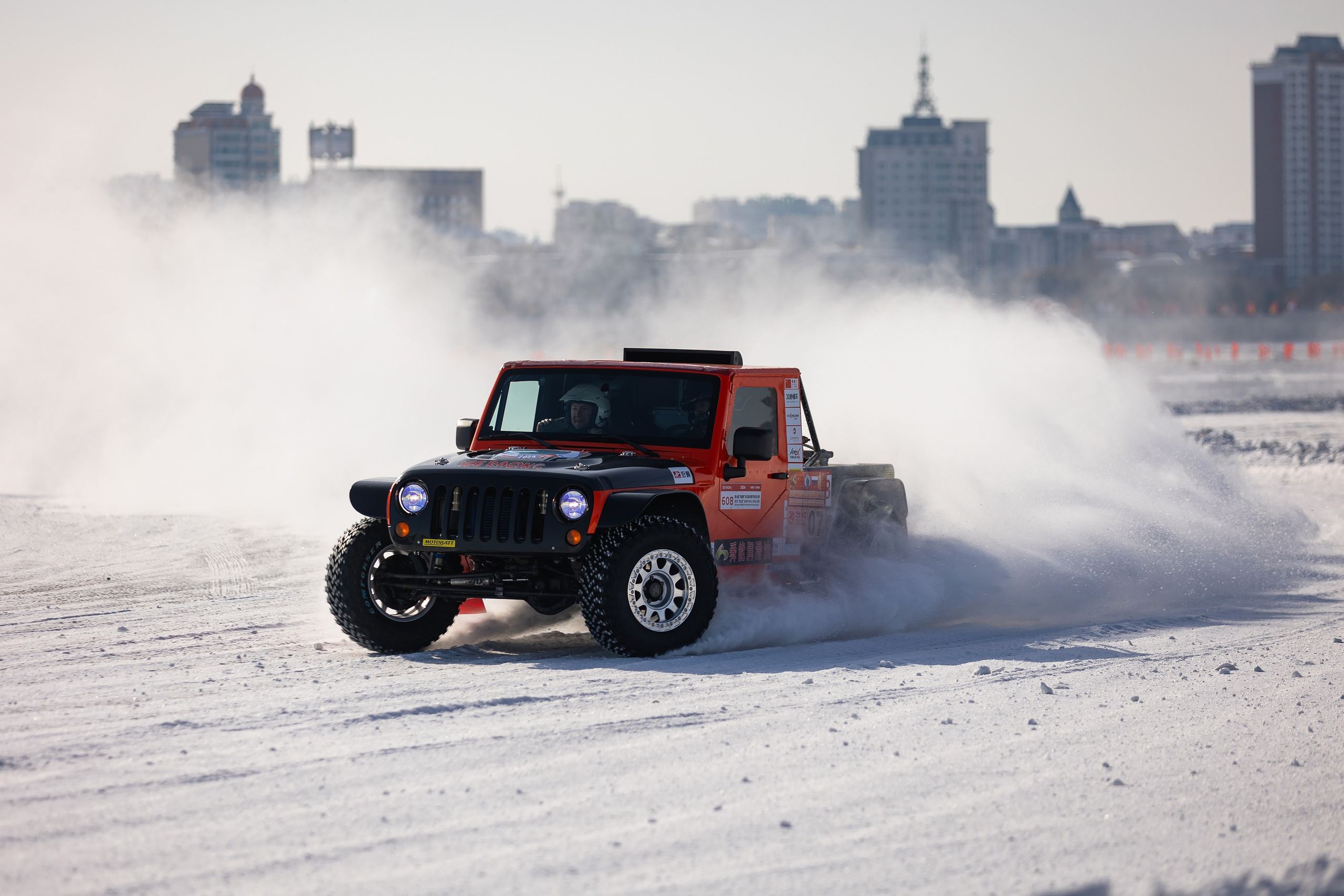 Гонки на Амуре (Россия — Китай). День 2. Фотограф Эдуард Глок в г. Благовещенске Амурской области