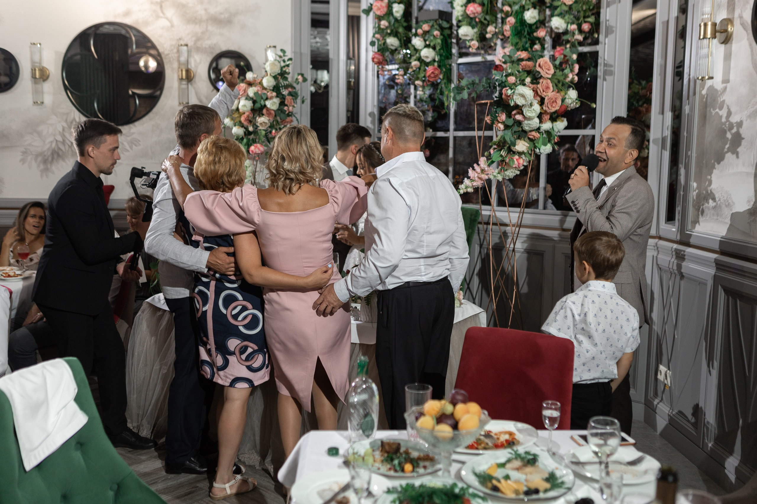 Свадебный фотограф Уфа — Руслан ГабдлисламовЖивые эмоции, красивые кадры, воспоминания на всю жизнь.Работаю по всей Республике Башкортоста. Свадебный фотограф Уфа Руслан Габдлисламов