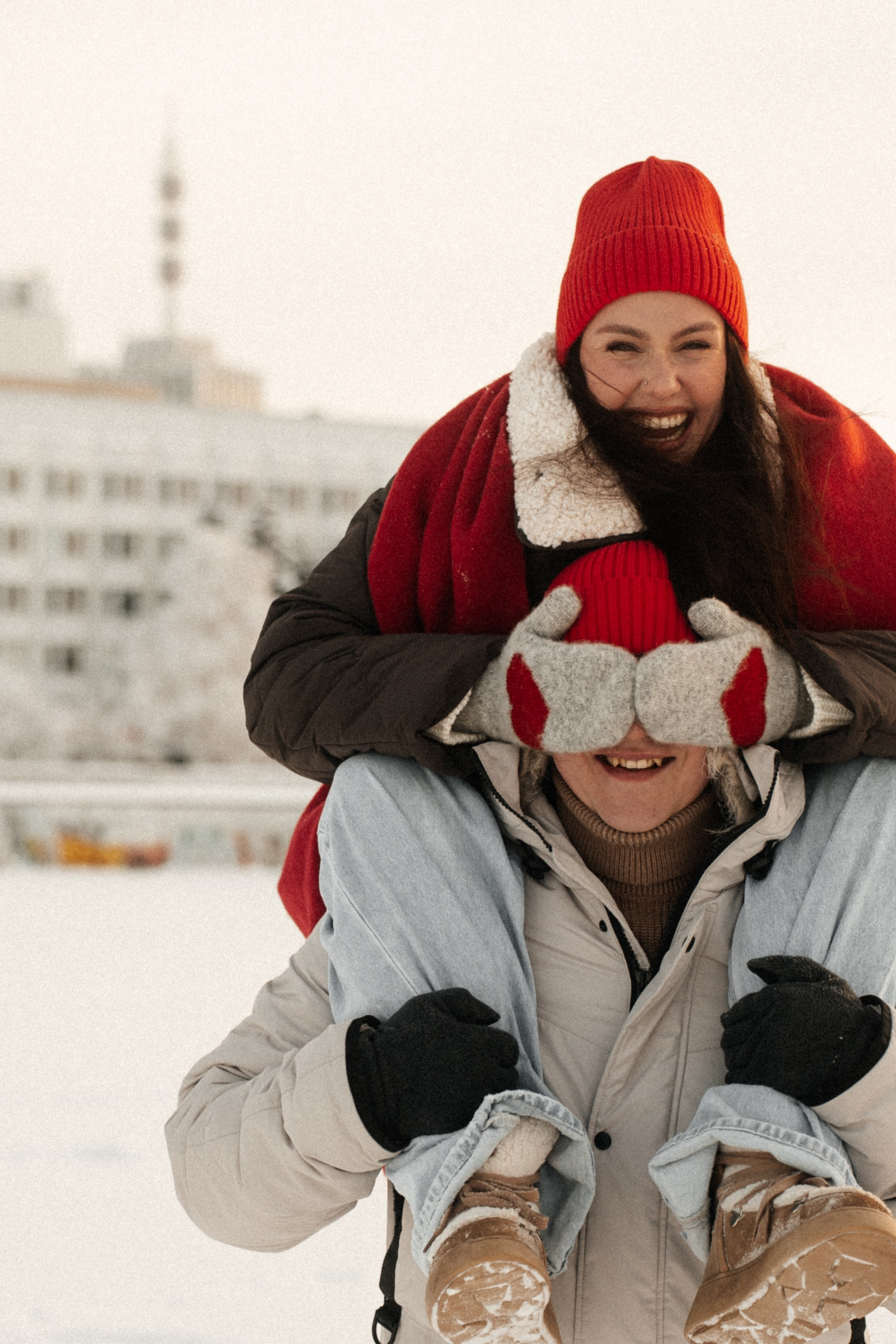 [our pulses aligned…]. Фотограф в Архангельске