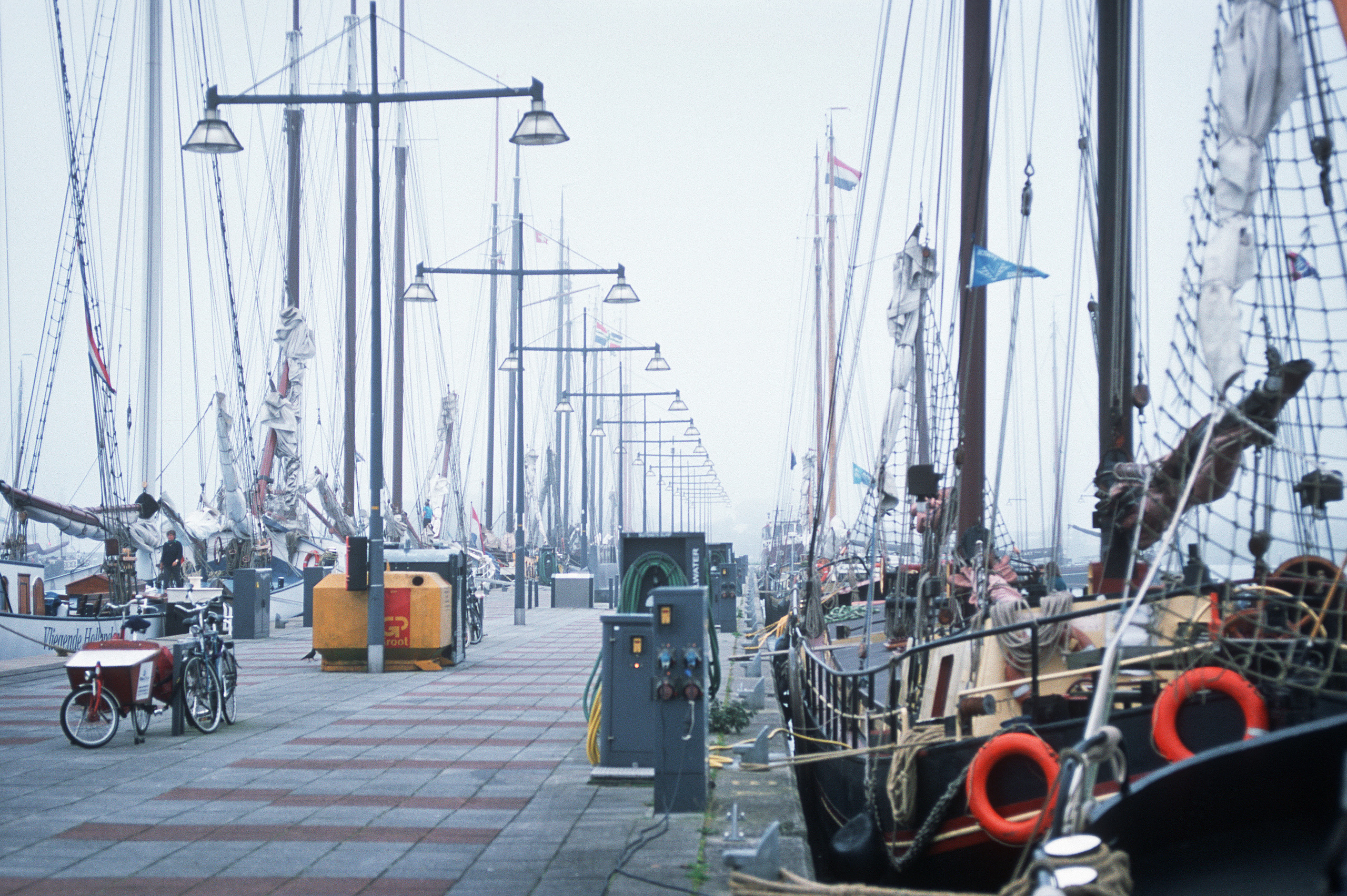 Travel. Фотограф Антон Денисенко: Портрет, Документалистика, Пейзаж. Москва