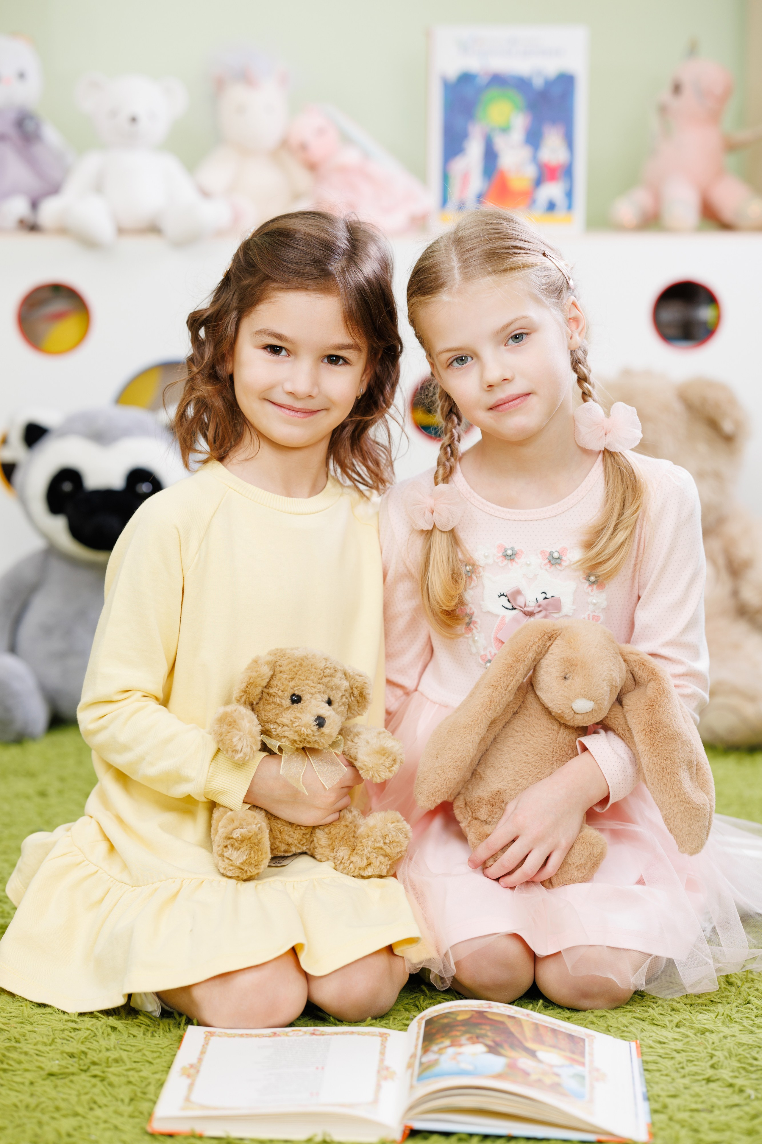 Группа, физкультура. Выпускные альбомы в Москве FOTOVMESTE