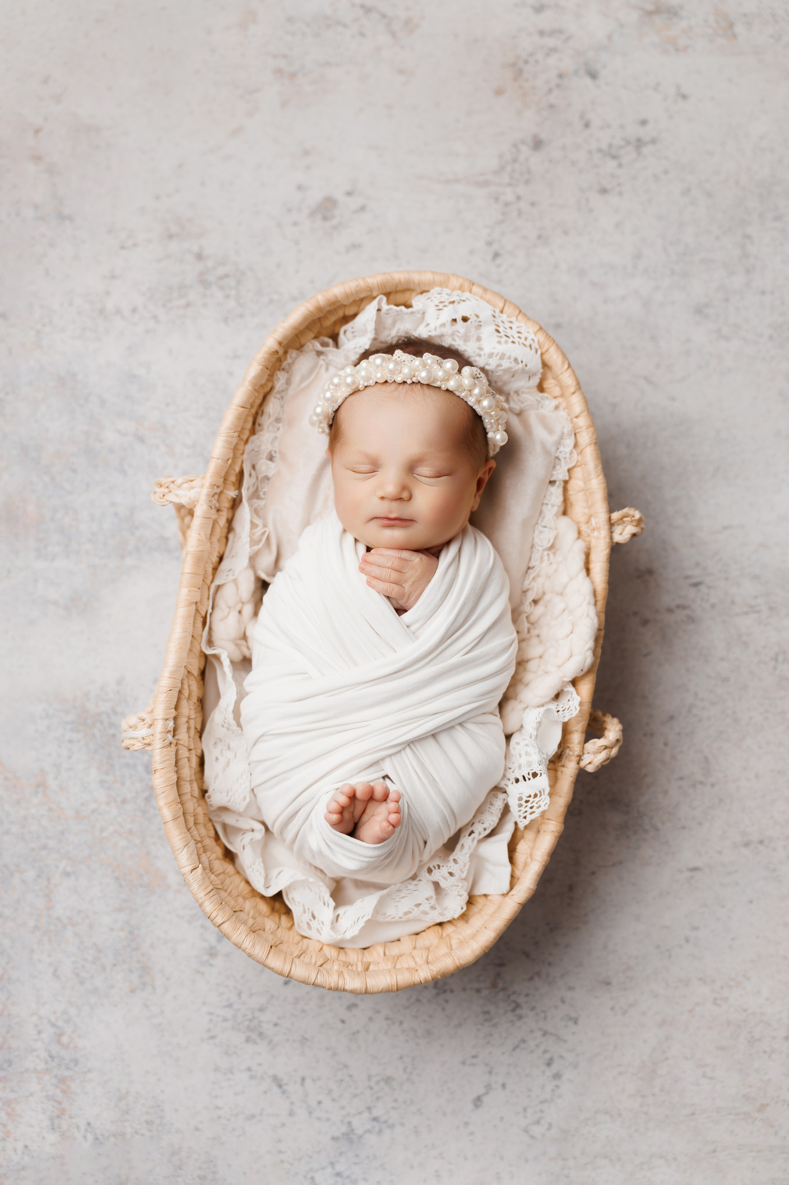 Новорожденные (5-14 дней). Фотограф новорождённых Ярославль. Детский и семейный фотограф Анна Салова