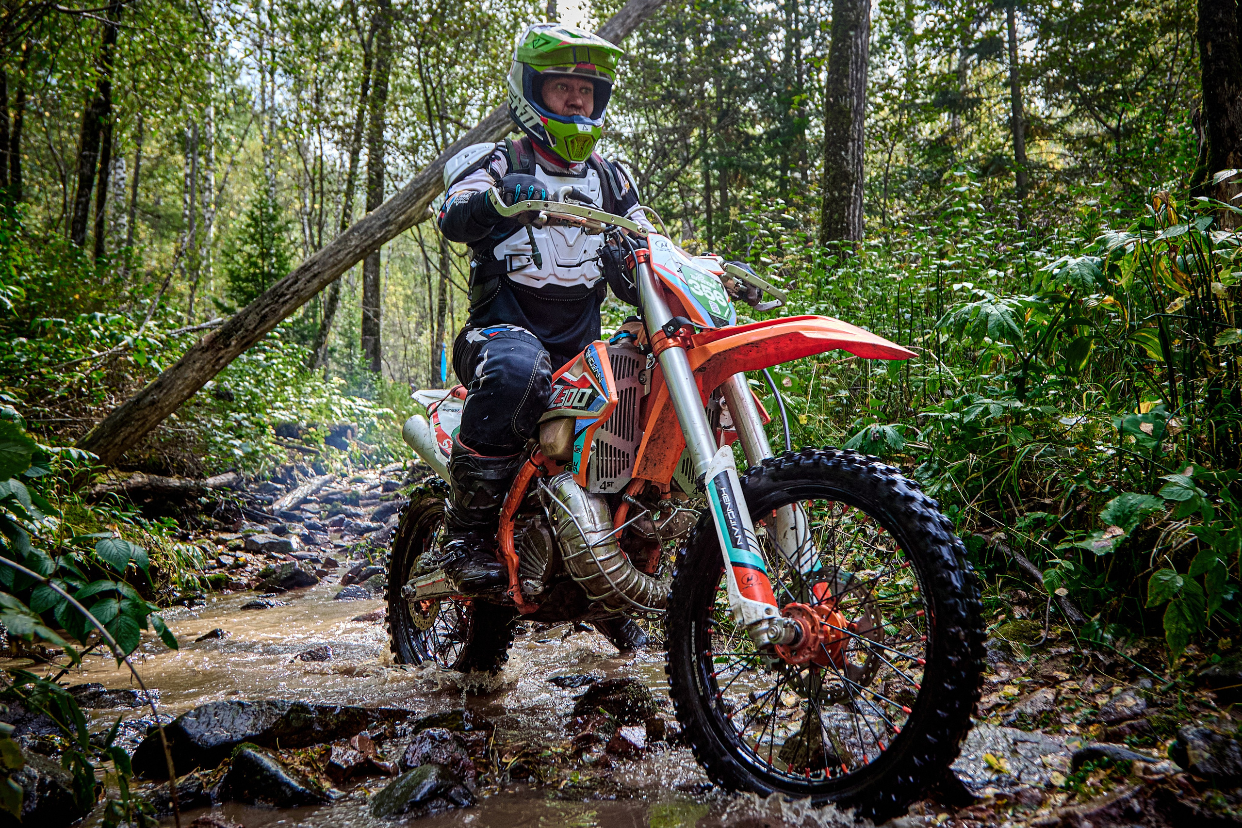 БУРЕЛОМ 2025 чемпионат Сибири по Эндуро. Фотограф Москва Concerts photo / Fashion photо