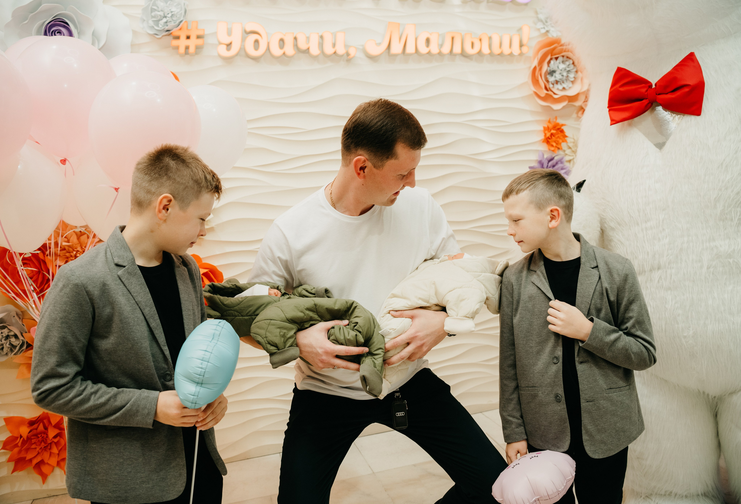 Выписка малыша и малышки ГКБ 29. Фотограф на выписку из роддома в Москве и МО