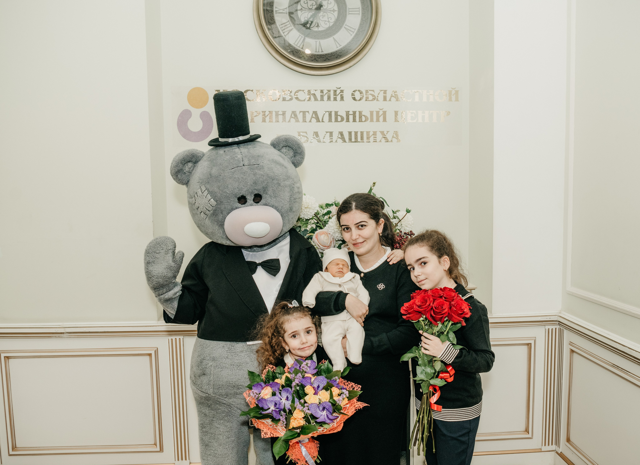Выписка Вигена. Перинатальный центр в Балашихе. Фотограф на выписку из роддома в Москве и МО