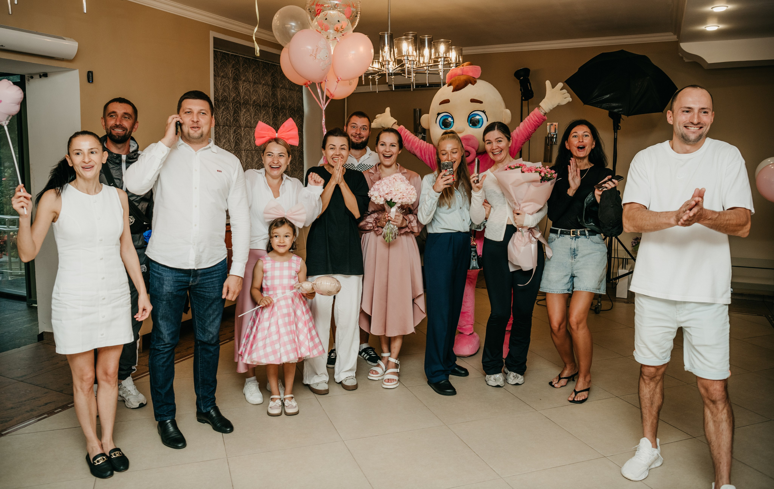 Выписка Софии в ГКБ Ерамишанцева. Фотограф на выписку из роддома в Москве и МО