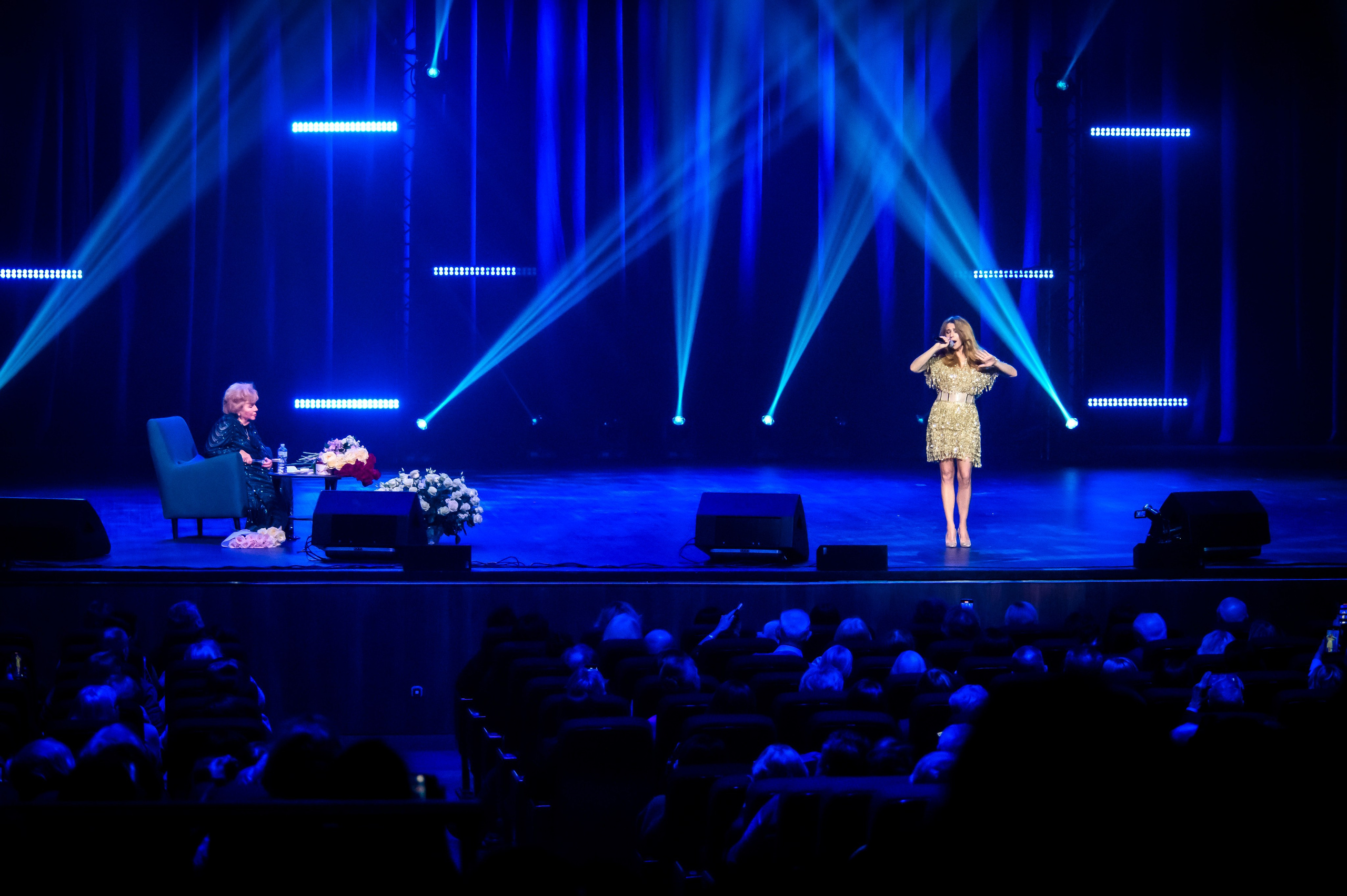 Лариса Рубальская — КЗ «Москва», Остров мечты. Бренд-фотограф для экспертов и блогеров в Москве Влада Горбовская