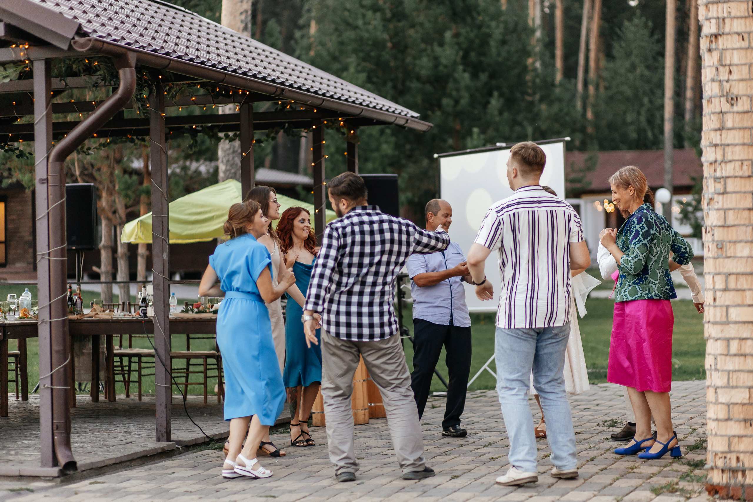 Камерная свадьба. Свадебный  фотограф Новосибирск