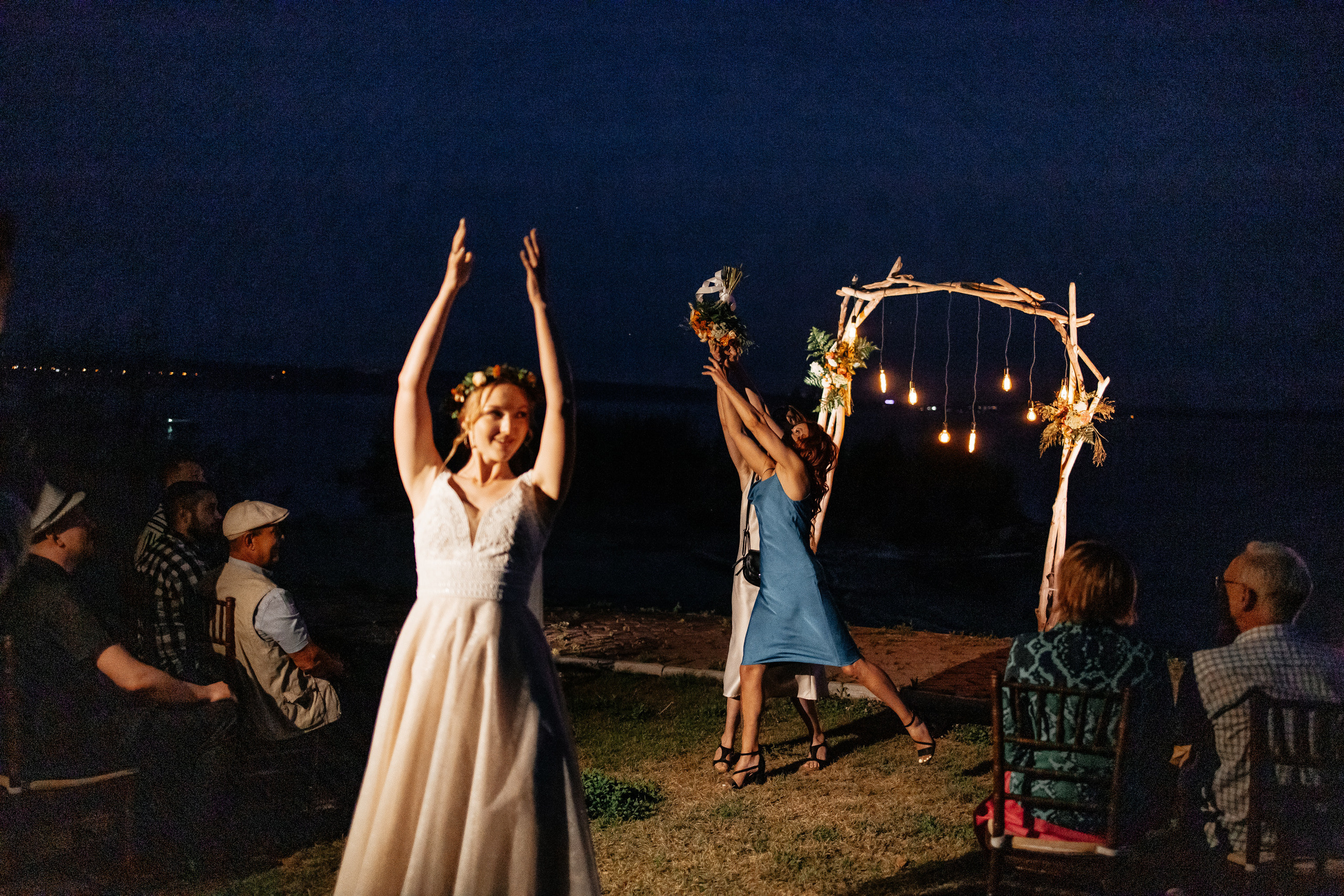 Камерная свадьба. Свадебный  фотограф Новосибирск