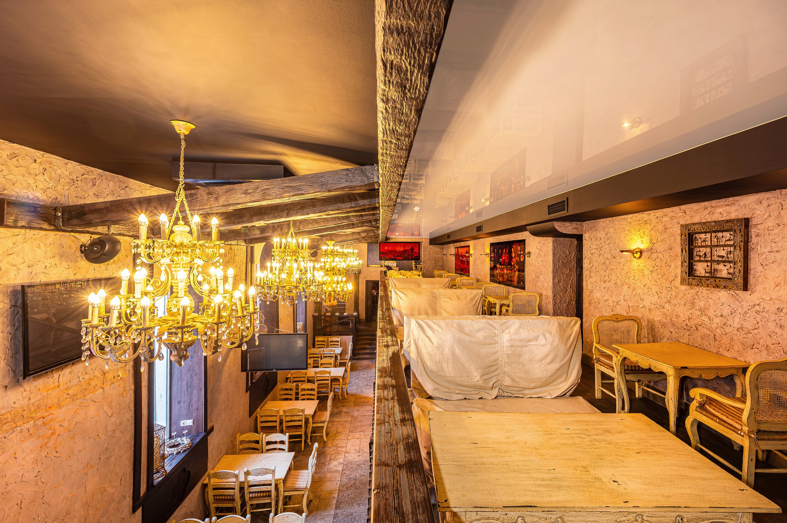 Ресторан на продажу. Интерьерный фотограф. Фото- видеосъемка недвижимости Санкт-Петербург