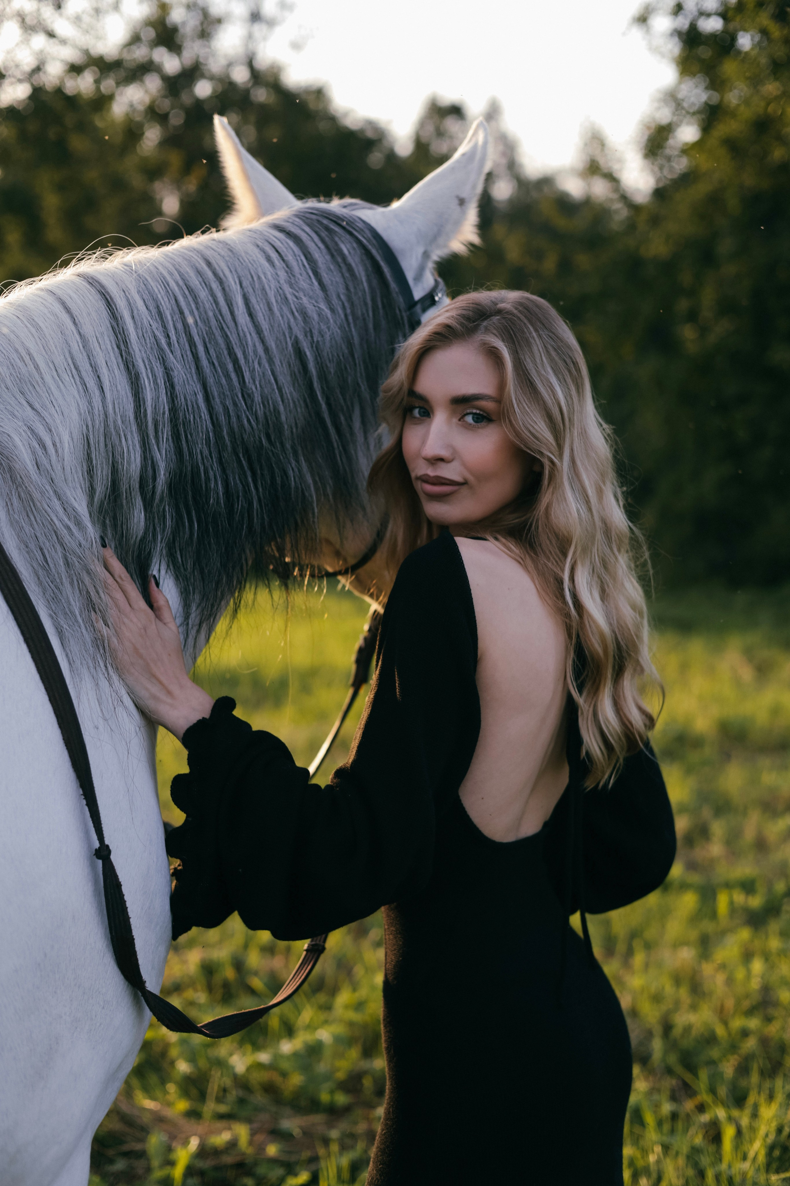 Александра. Главная