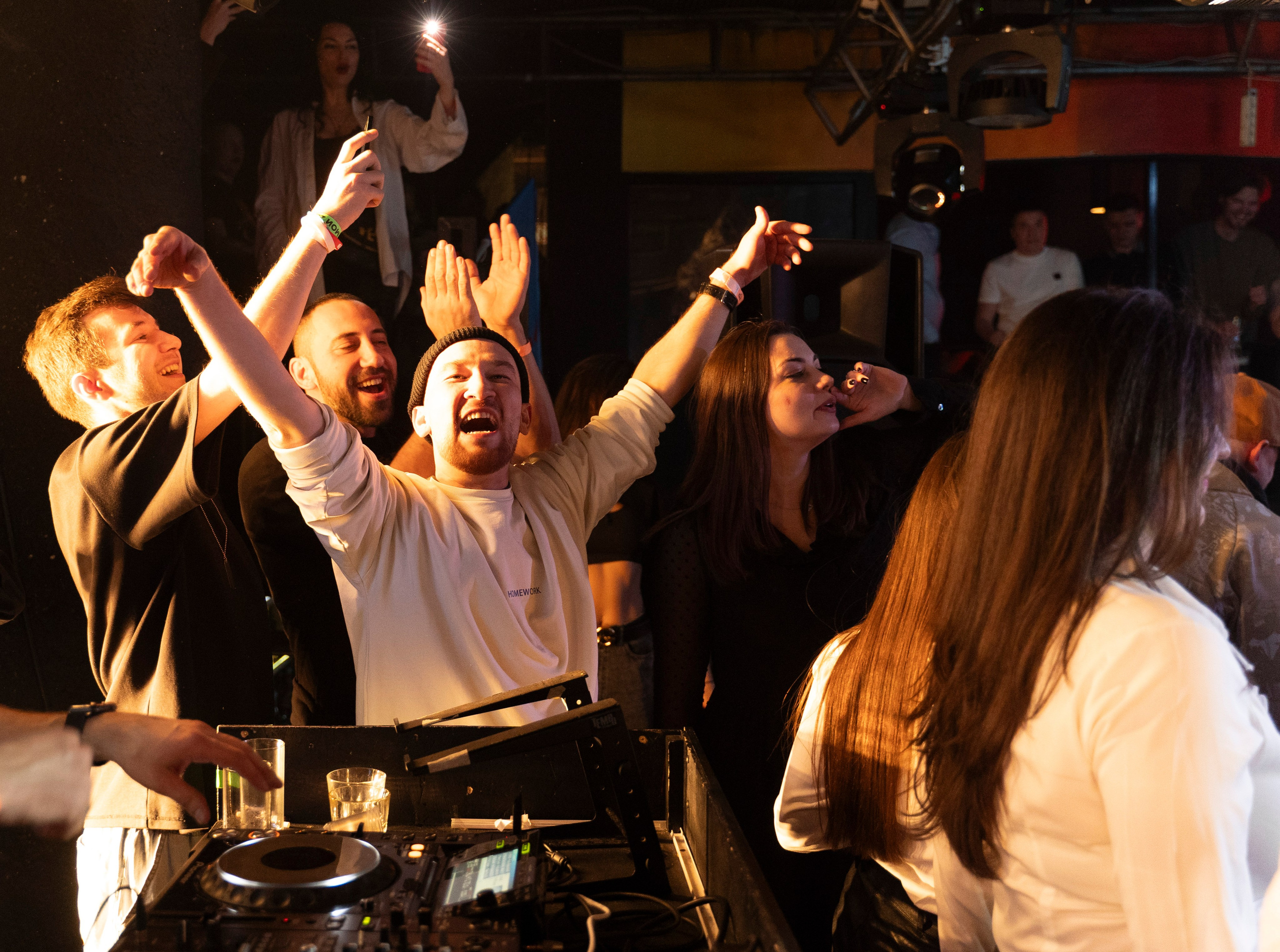 Где мой 2007: ностальгия и Катя Чехова / 2023. Саша Копылов, фотограф в Казани