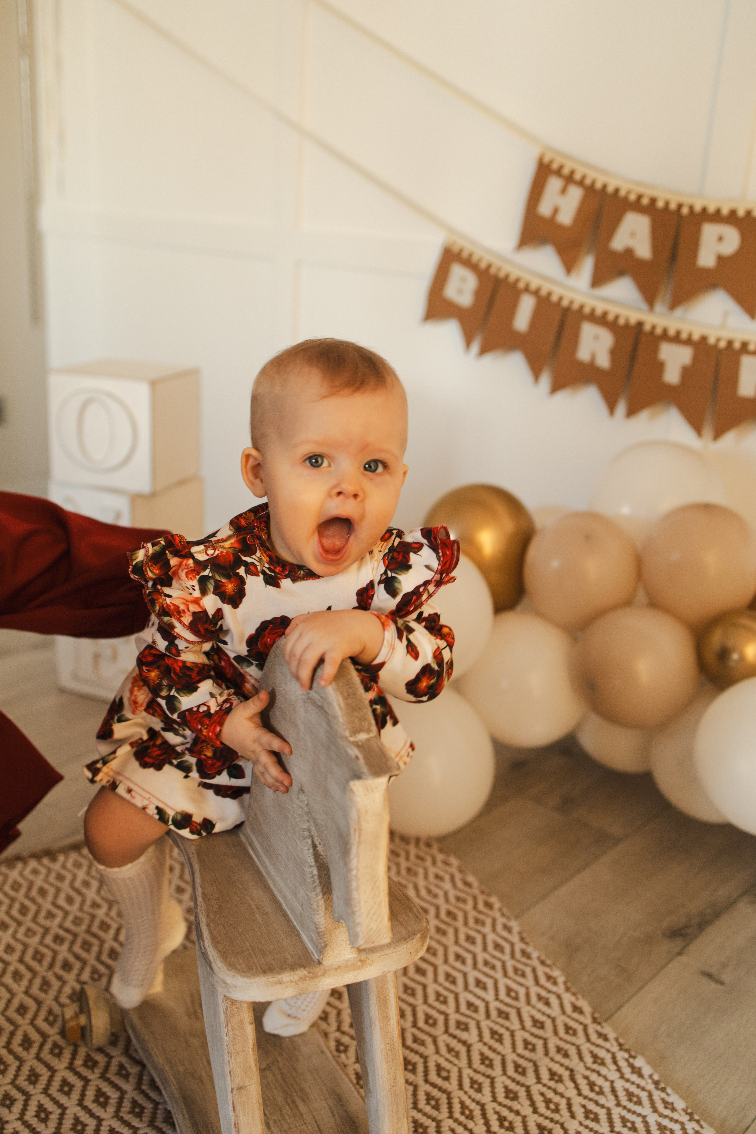 Есения 1 годик. Фотограф в Иркутске Тома Кабанова