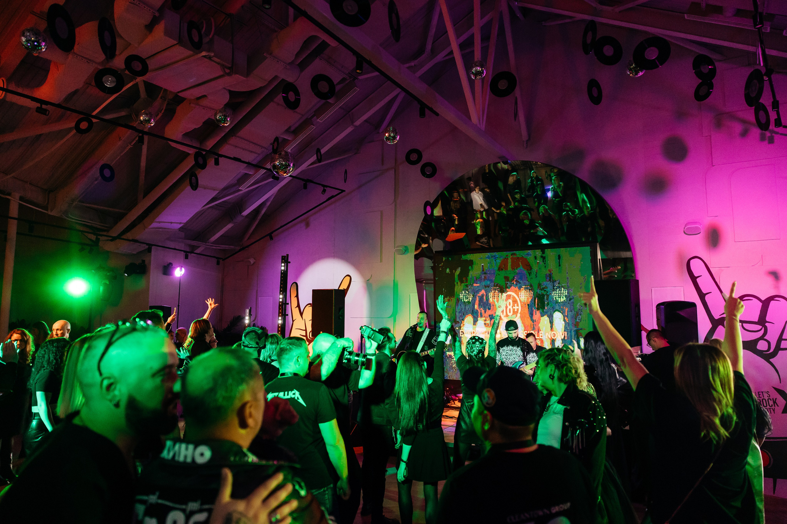 CLEANTOWN 18 лет. Свадебный и семейный фотограф