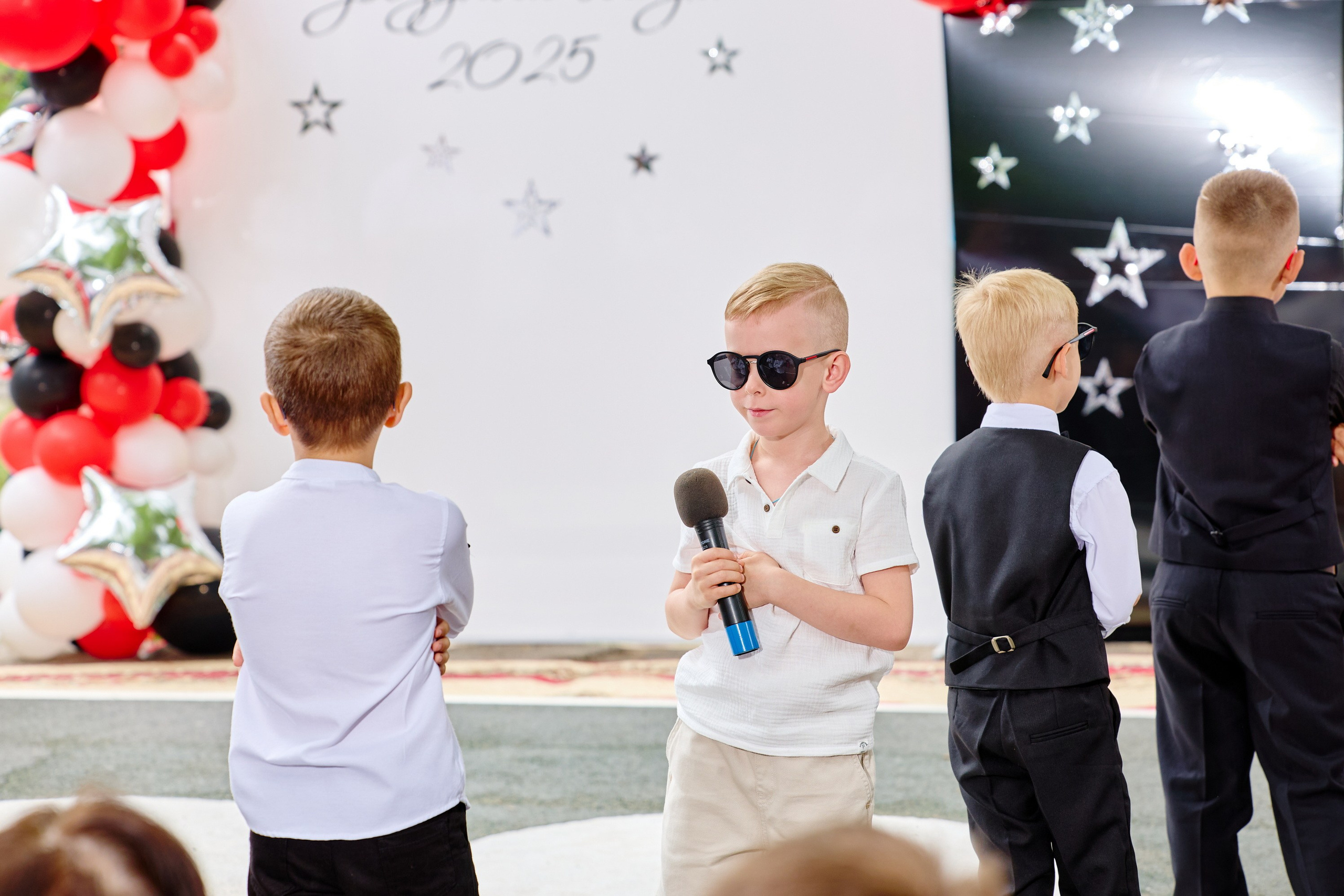 Выпускной 45 сад. Фотограф Выпускные альбомы Таганрог Сергей Коробченко