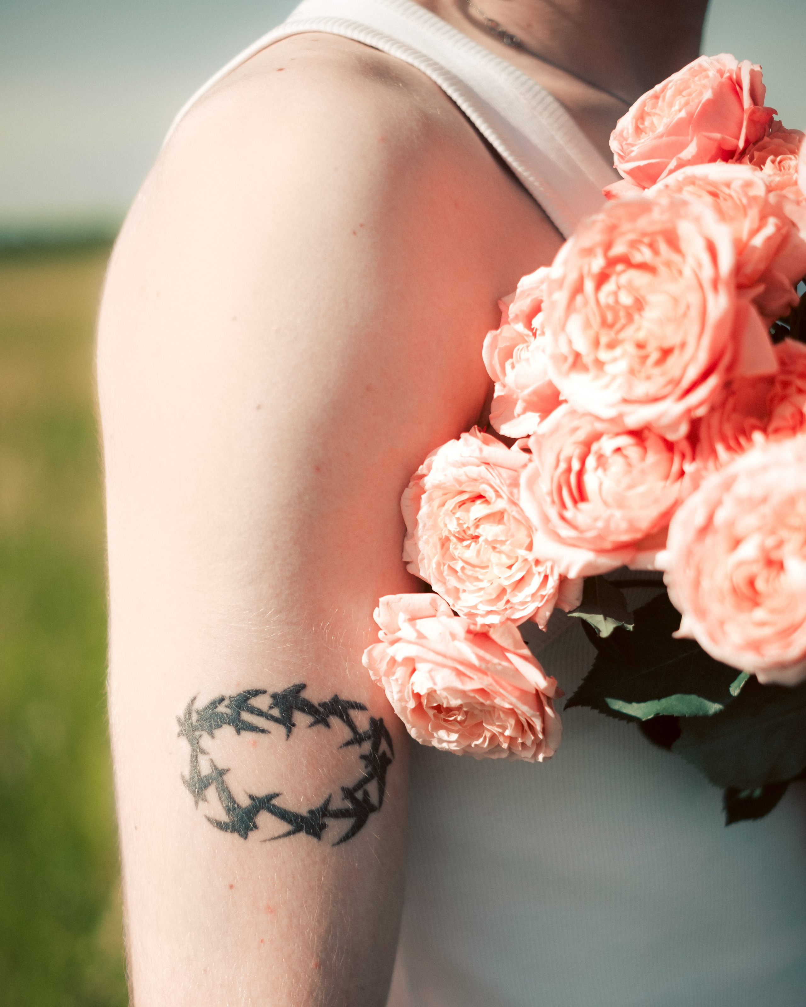 Костя. Съёмка с цветами в поле. Lickord