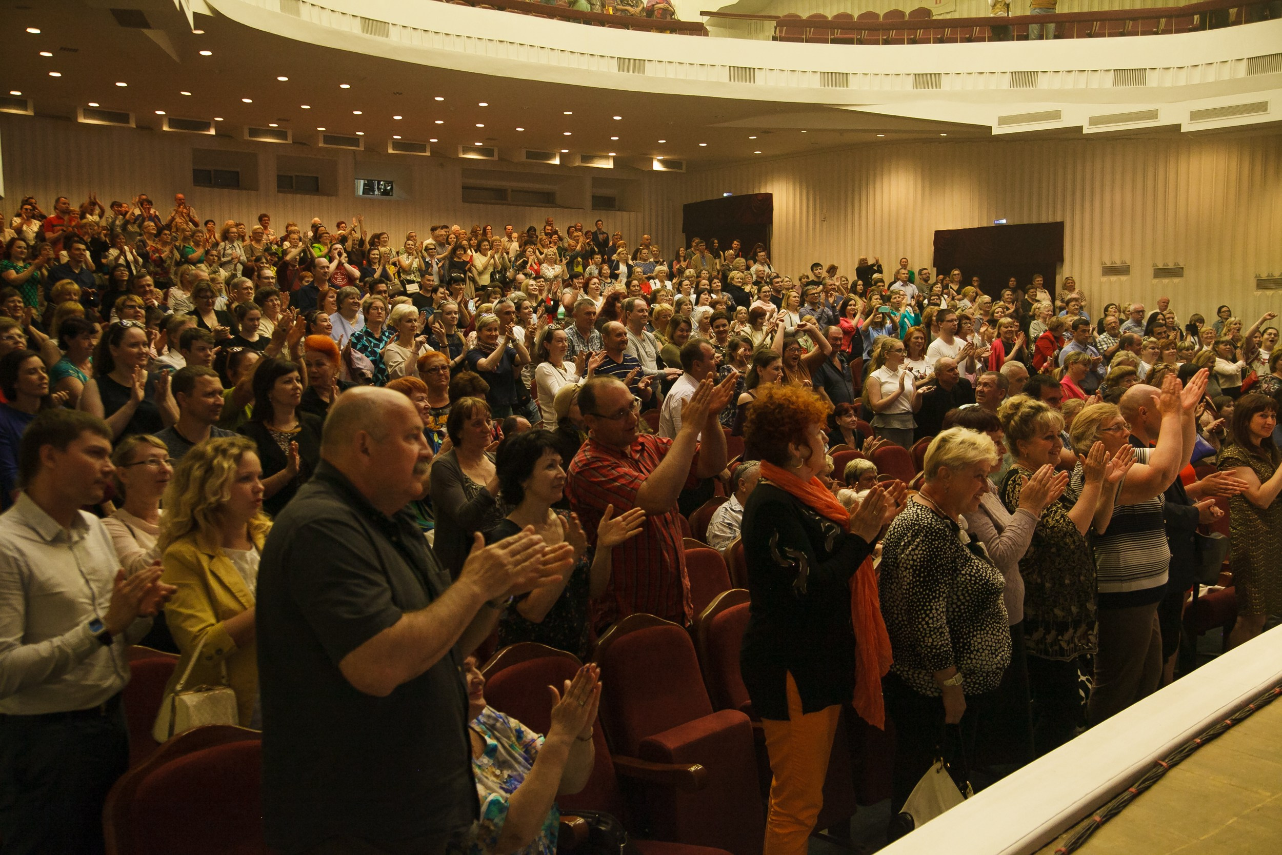 ЦКЗ перезагрузка ХХ века. Свадебный и детский фотограф в Волгограде Слава Белов