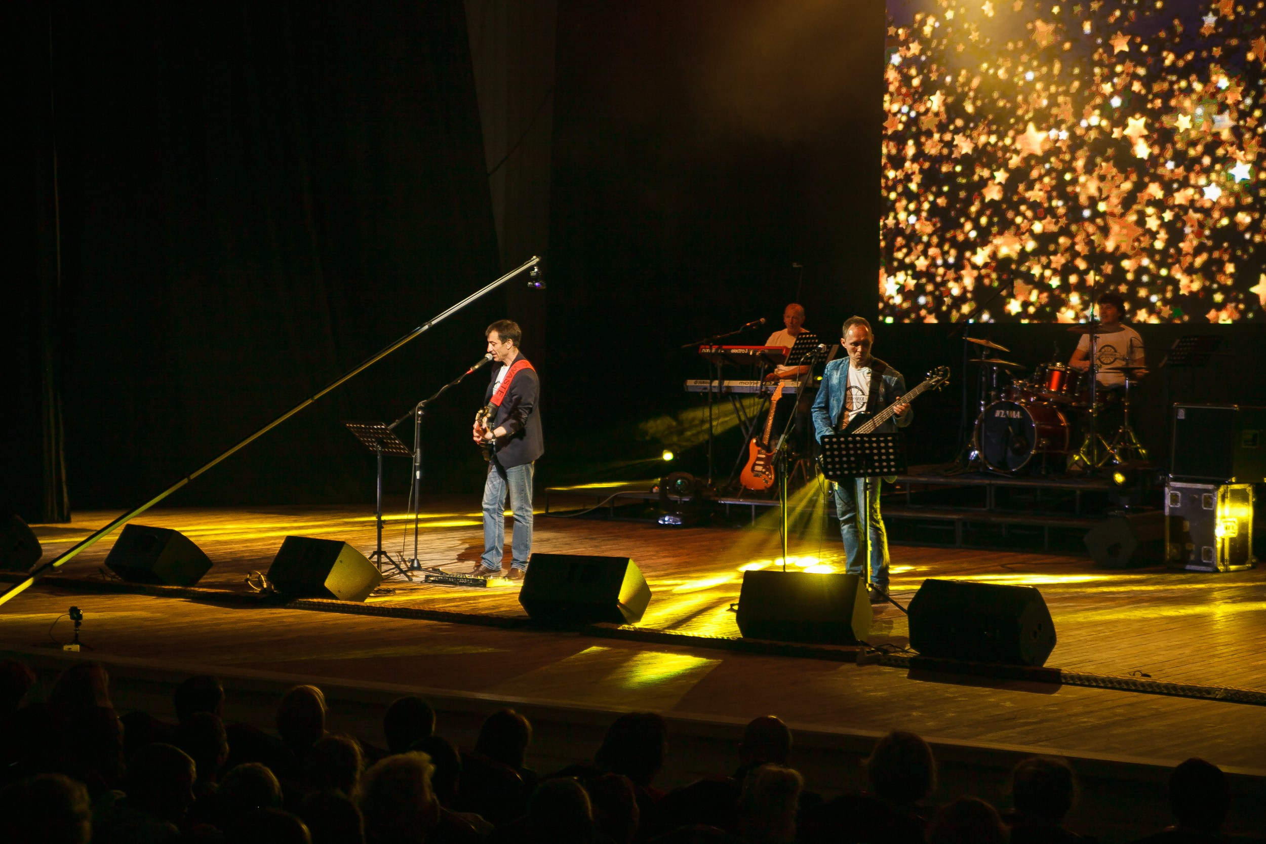 ЦКЗ перезагрузка ХХ века. Свадебный и детский фотограф в Волгограде Слава Белов