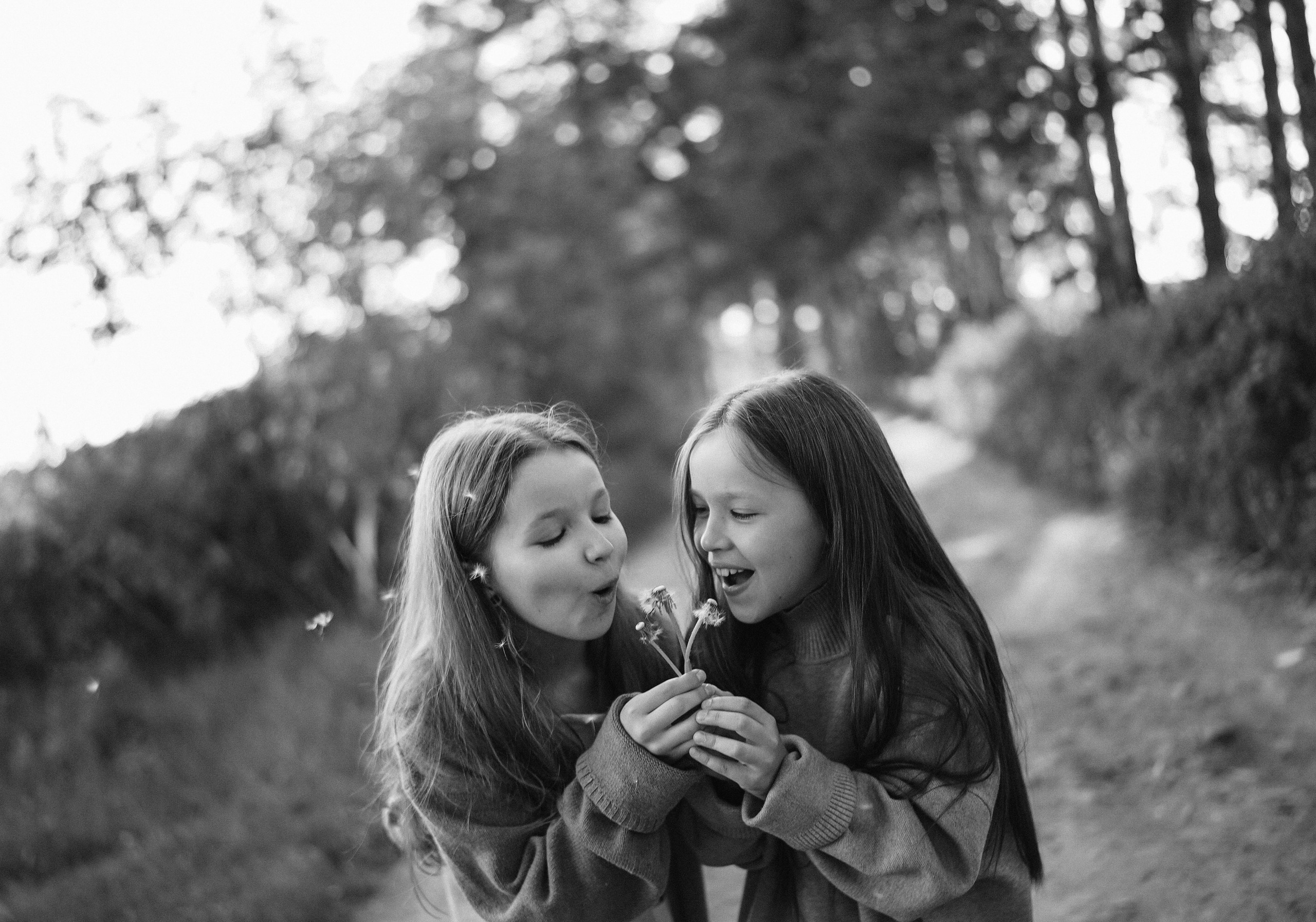 Подружки Мира и Тая. Семейный и детский фотограф в Кирове Татьяна Лыскова