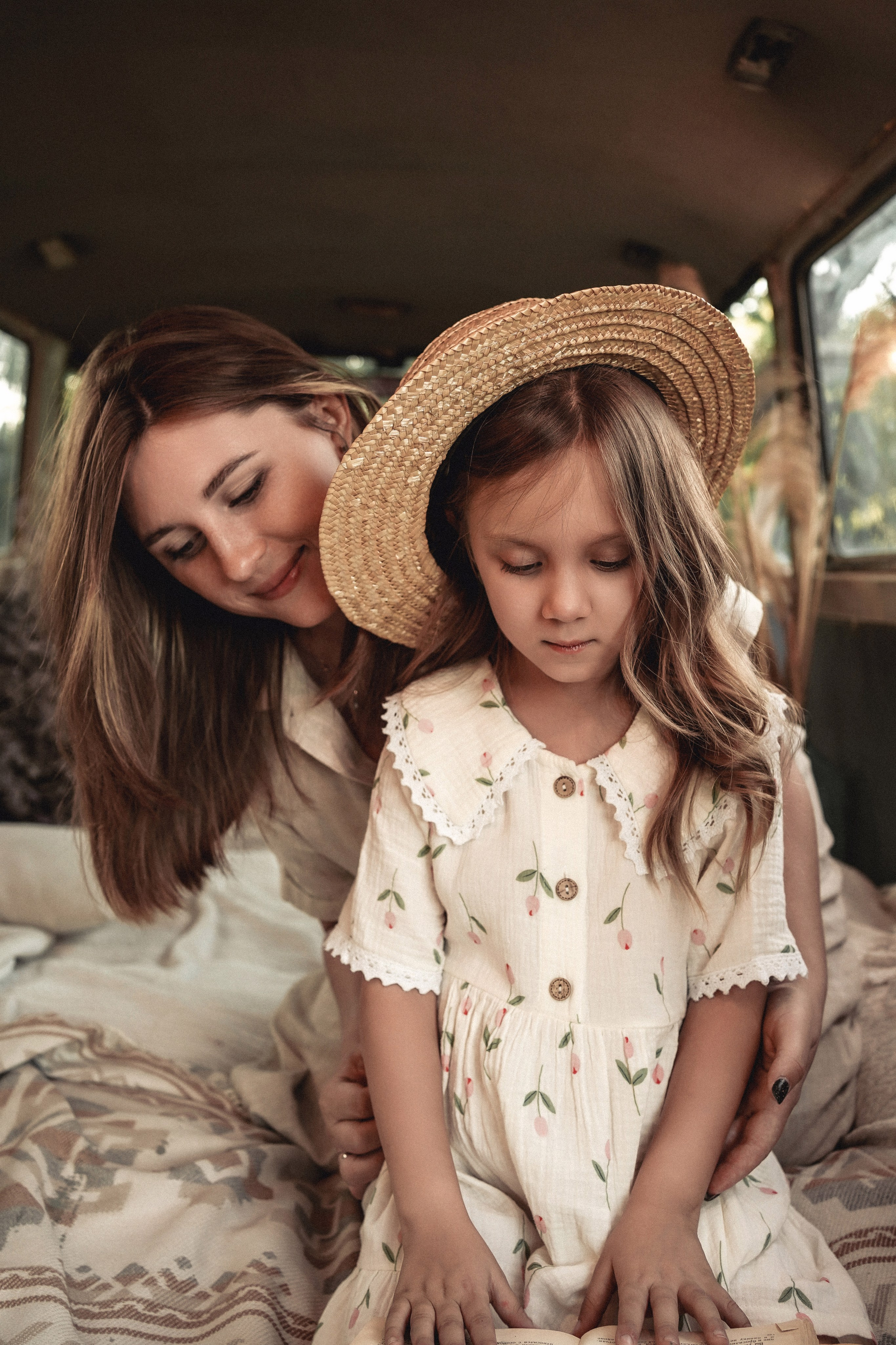 Семейный и свадебный фотограф в Ростове. Широкий спектр локаций. Свадебный фотограф в Ростове-на-Дону. Таинство Крещения и Венчания, семейные фотосессии. Алёна Чёботова