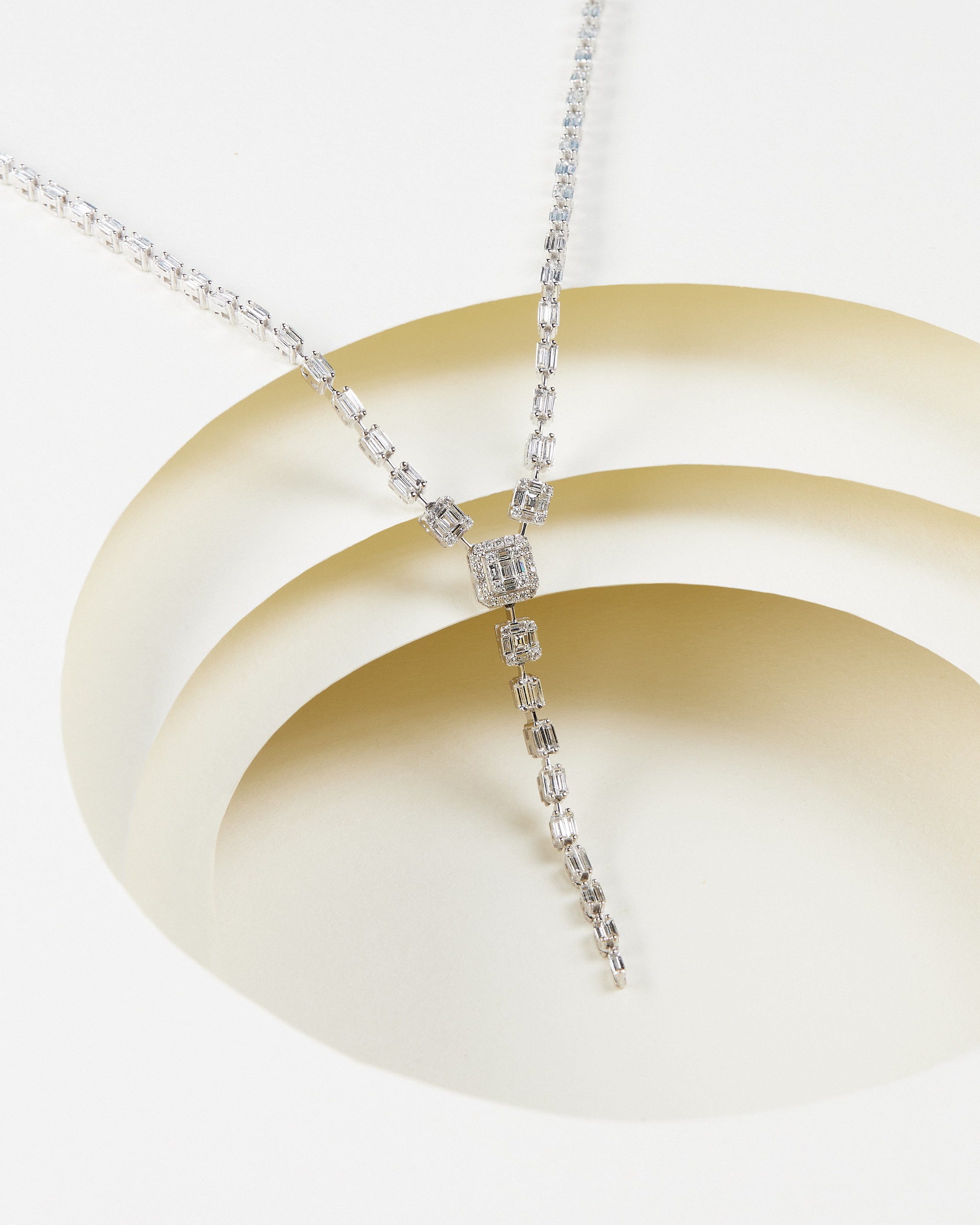 Kazakh Yuvelir. Fashion and advertising photographer