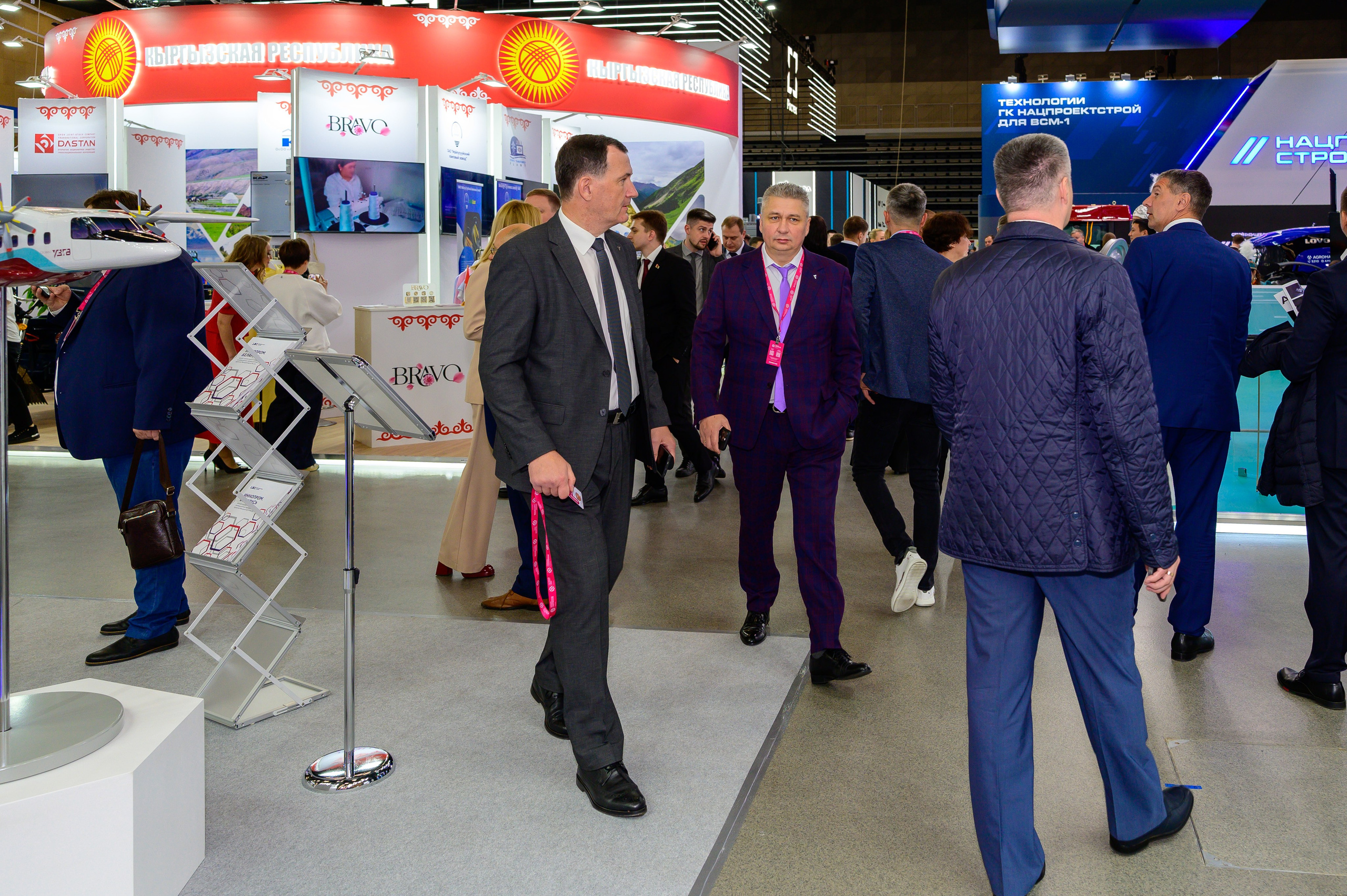 «ИННОПРОМ. Беларусь» — это международная промышленная выставка, объединяющая представителей различных отраслей промышленности, инновационных компаний, инвесторов и государственных структур. Это уникальная платформа для обмена опытом, внедрения новых идей и технологий, что способствует повышению актуальности отрасли и развитию сотрудничества между странами.#БольшаяпромышленнаянеделявМинске @belexpo_by@ph.andrey_puhach #bigindustrialweek #bigindustrialwee