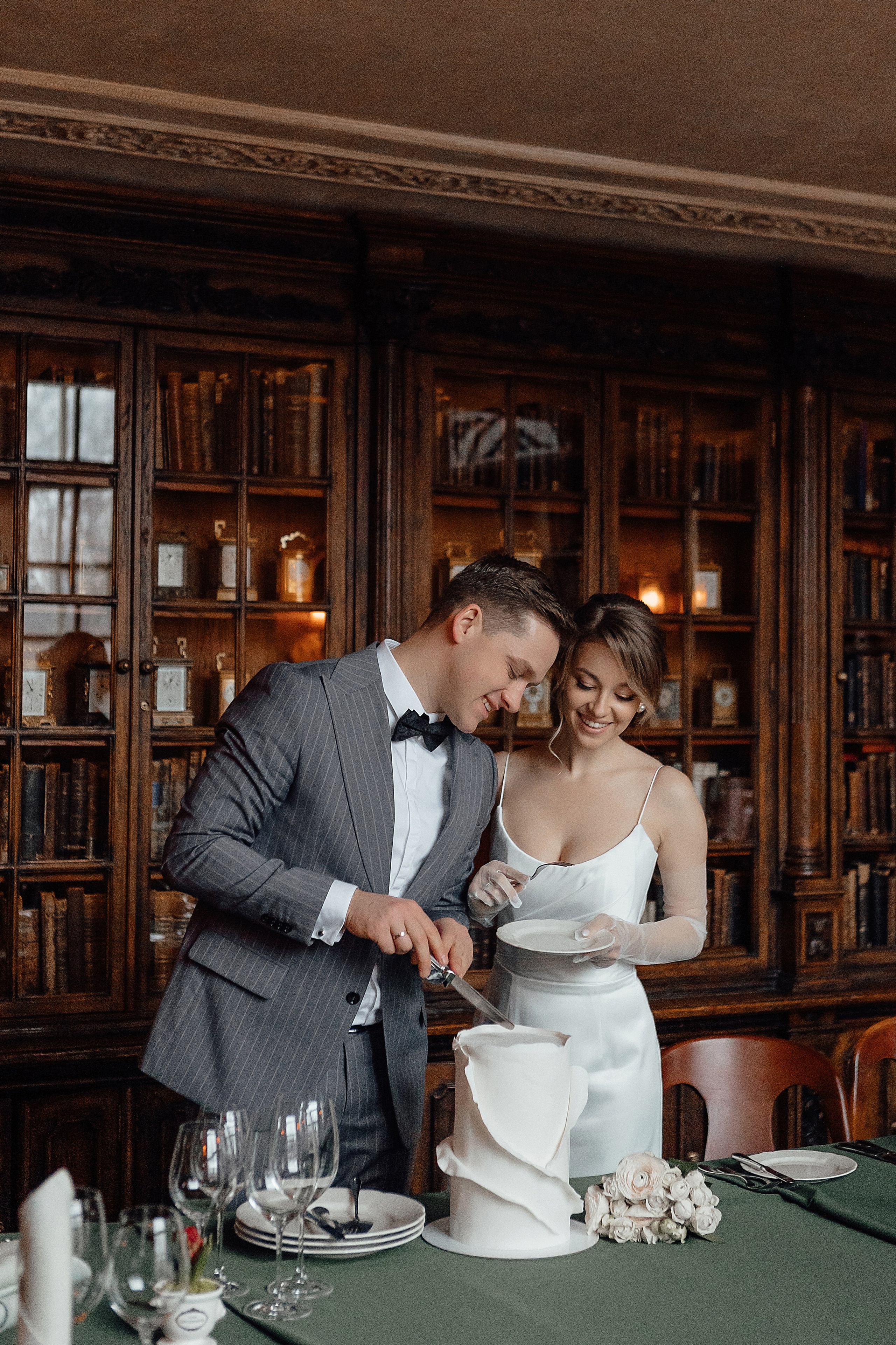 Свадебная фотосессия в кафе Пушкин