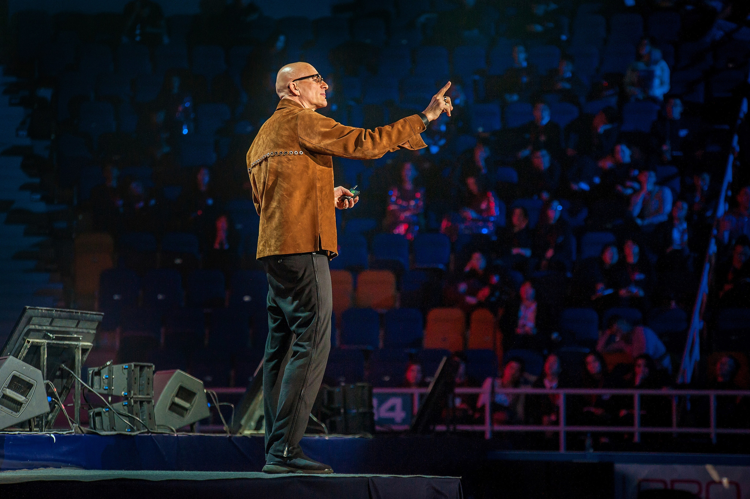 Конференции. Семинары. Елена Северина фотограф, Алматы: репортаж (спорт, концерты, конференции), предметная и фуд-съёмка, портреты, каталоги, фэшн, ретушь