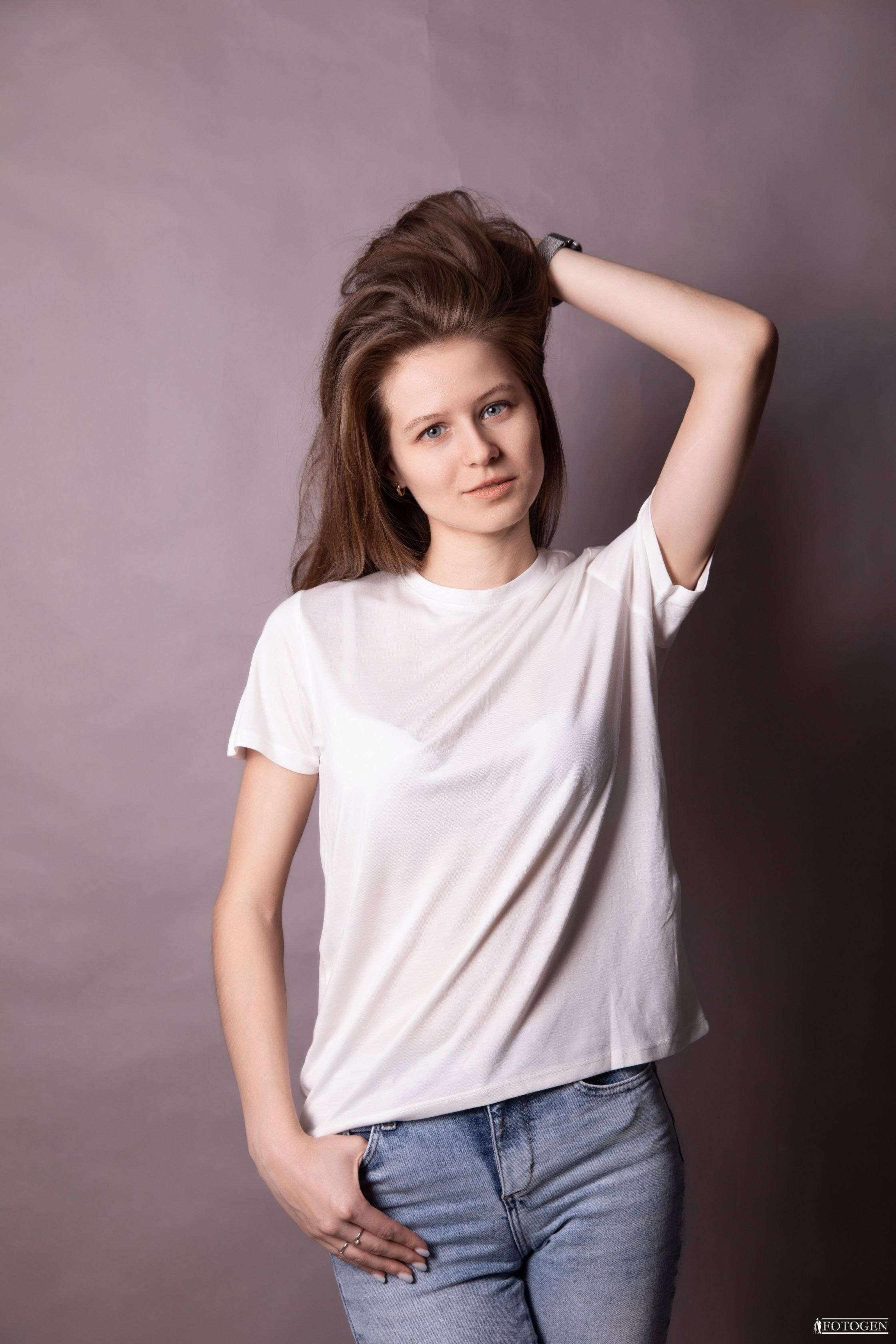 Современная элегантность: Стильные фотосессии в Fotogen. Интерьерная фотостудия FOTOGEN г. Краснодар