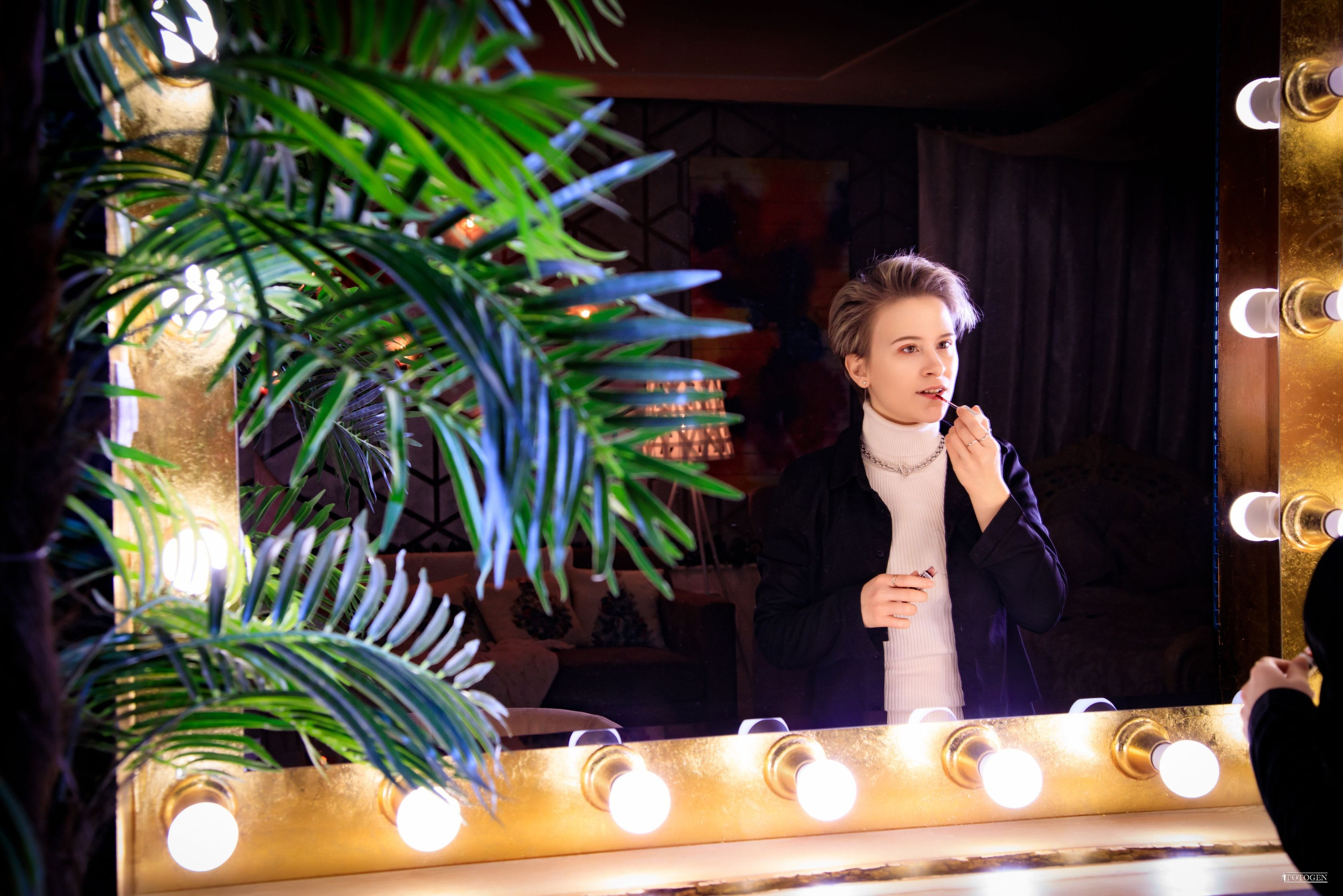 Юность и стиль: Идеи для стильных фотосессий. Интерьерная фотостудия FOTOGEN г. Краснодар