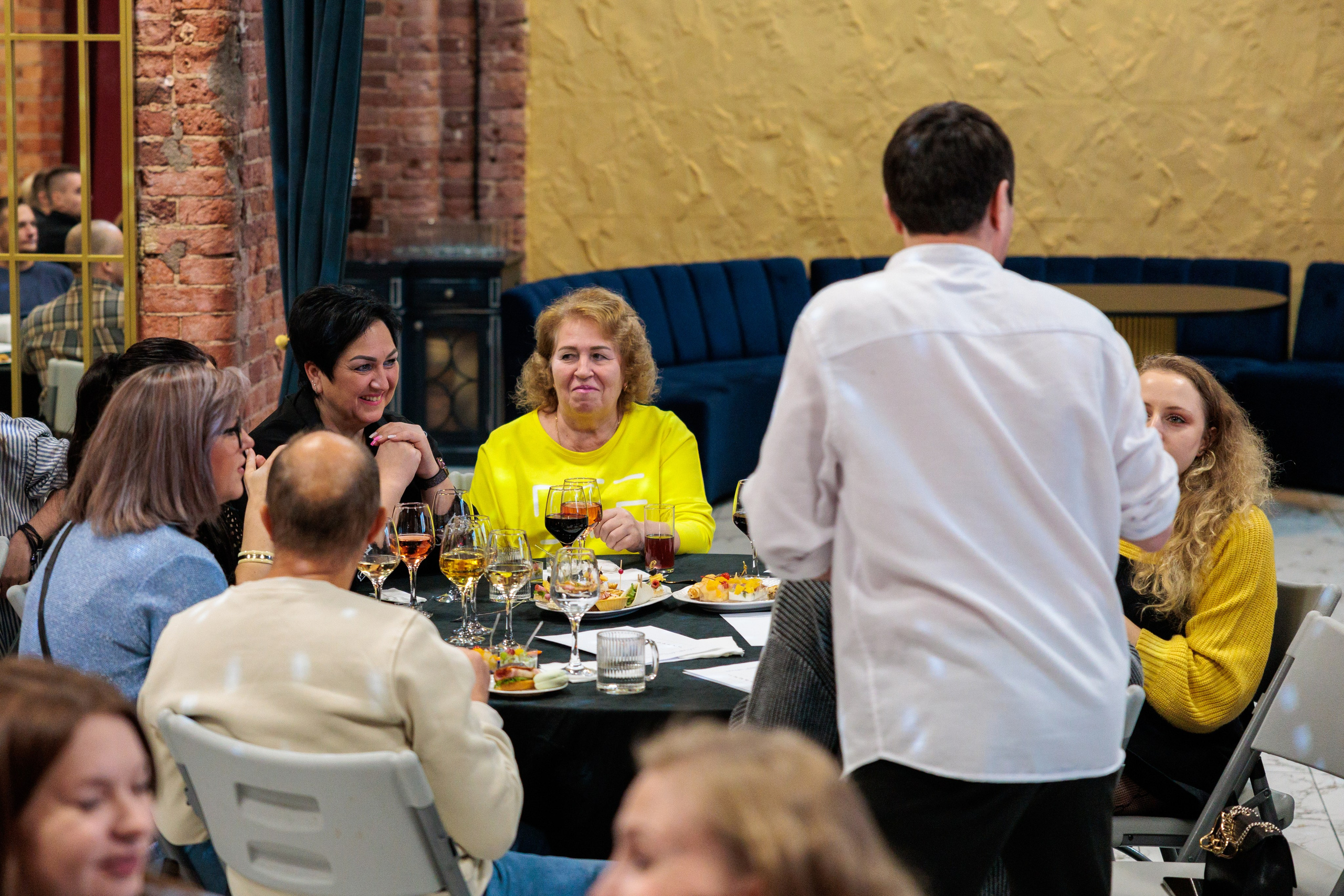 Корпоративный квиз. Репортажный фотограф Санкт-Петербург | Роман Карбышев