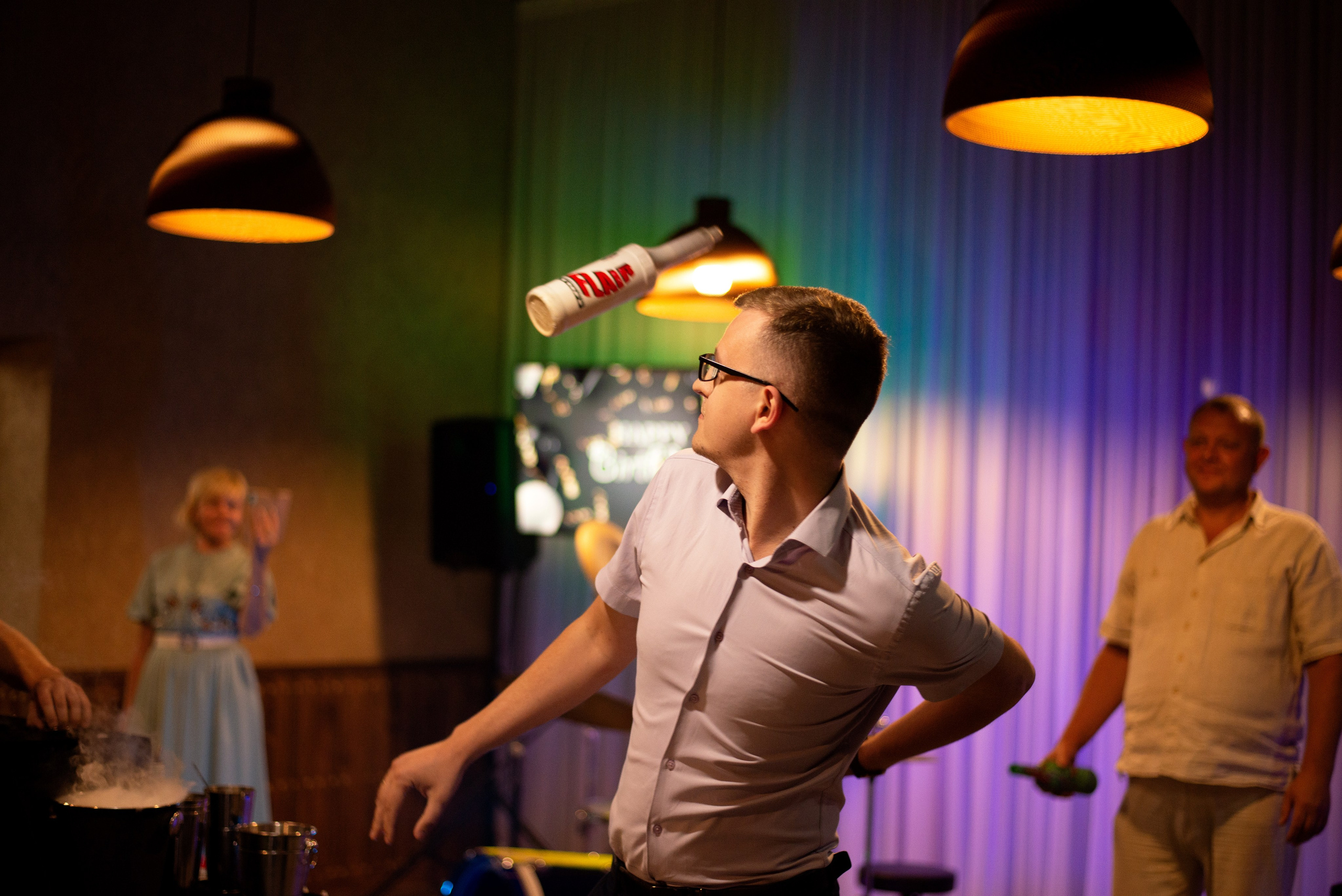 Свадьба и банкеты. Дина — ваш фотограф в Коломне и Москве. Живые портреты, любимые люди, важные события. Всё, что хочется помнить