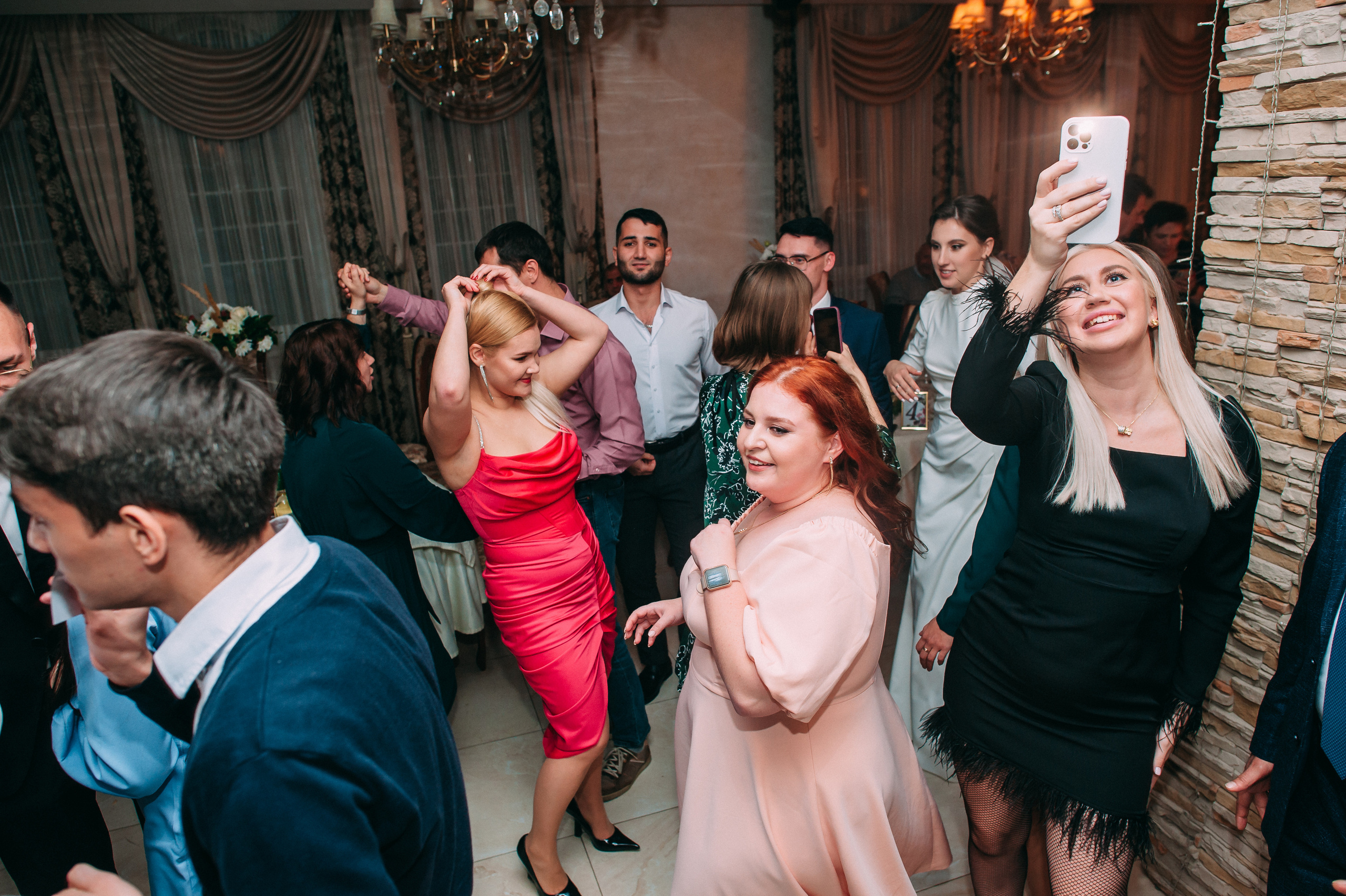 Саша + Даша. Свадебный фотограф Волжский Волгоград Каблов Николай