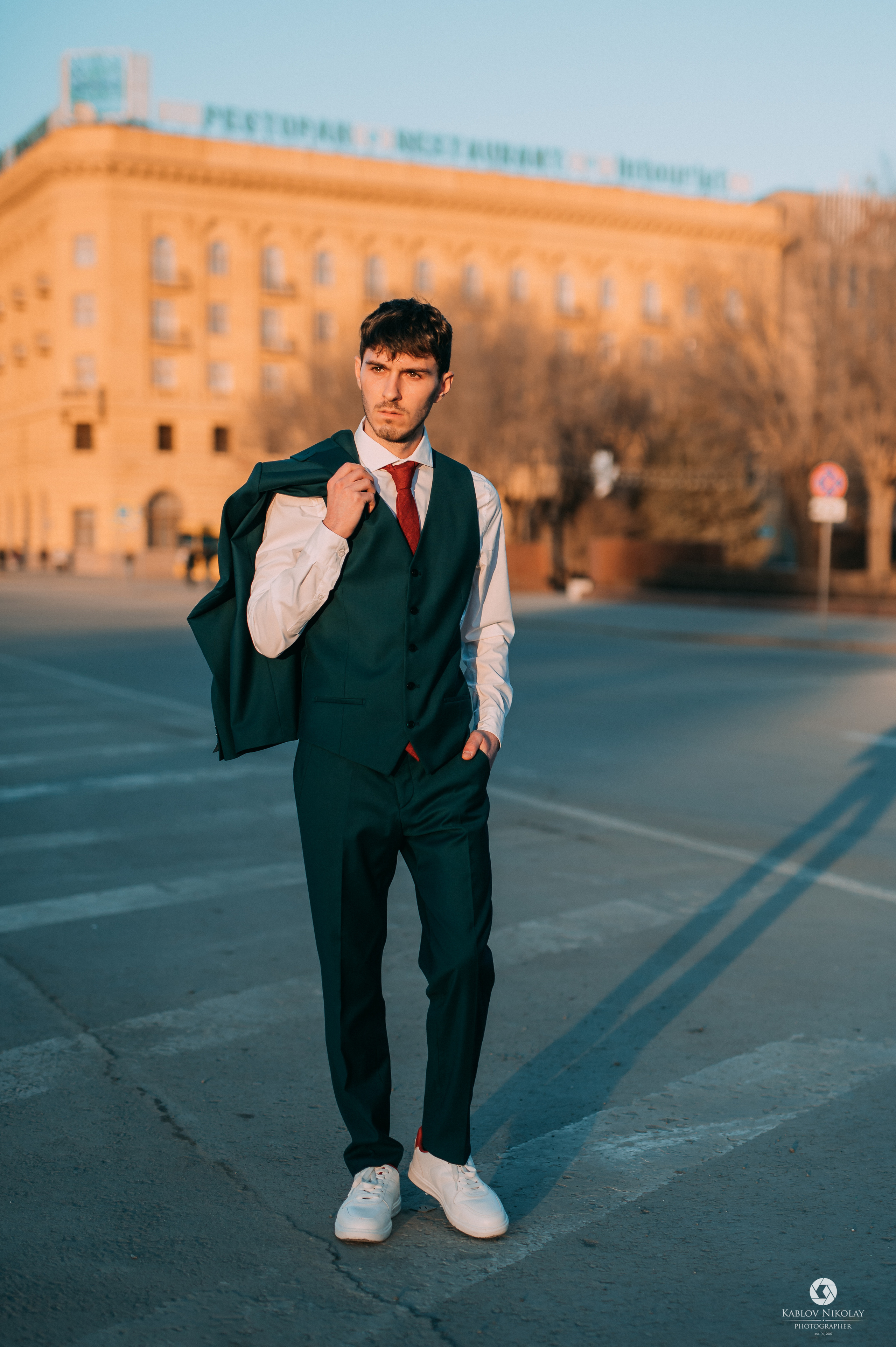 Образ Жениха. Свадебный фотограф Волжский Волгоград Каблов Николай