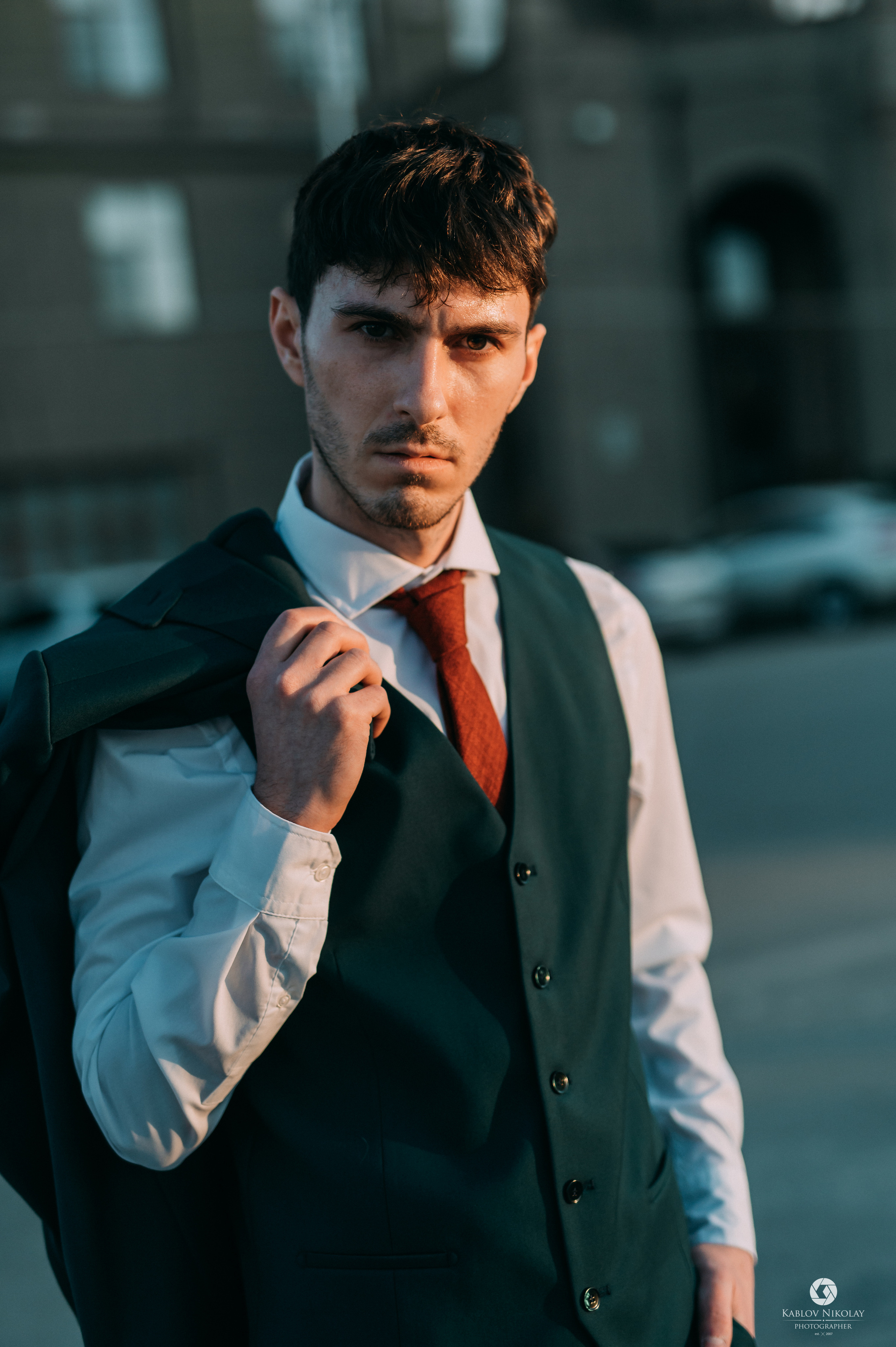 Образ Жениха. Свадебный фотограф Волжский Волгоград Каблов Николай