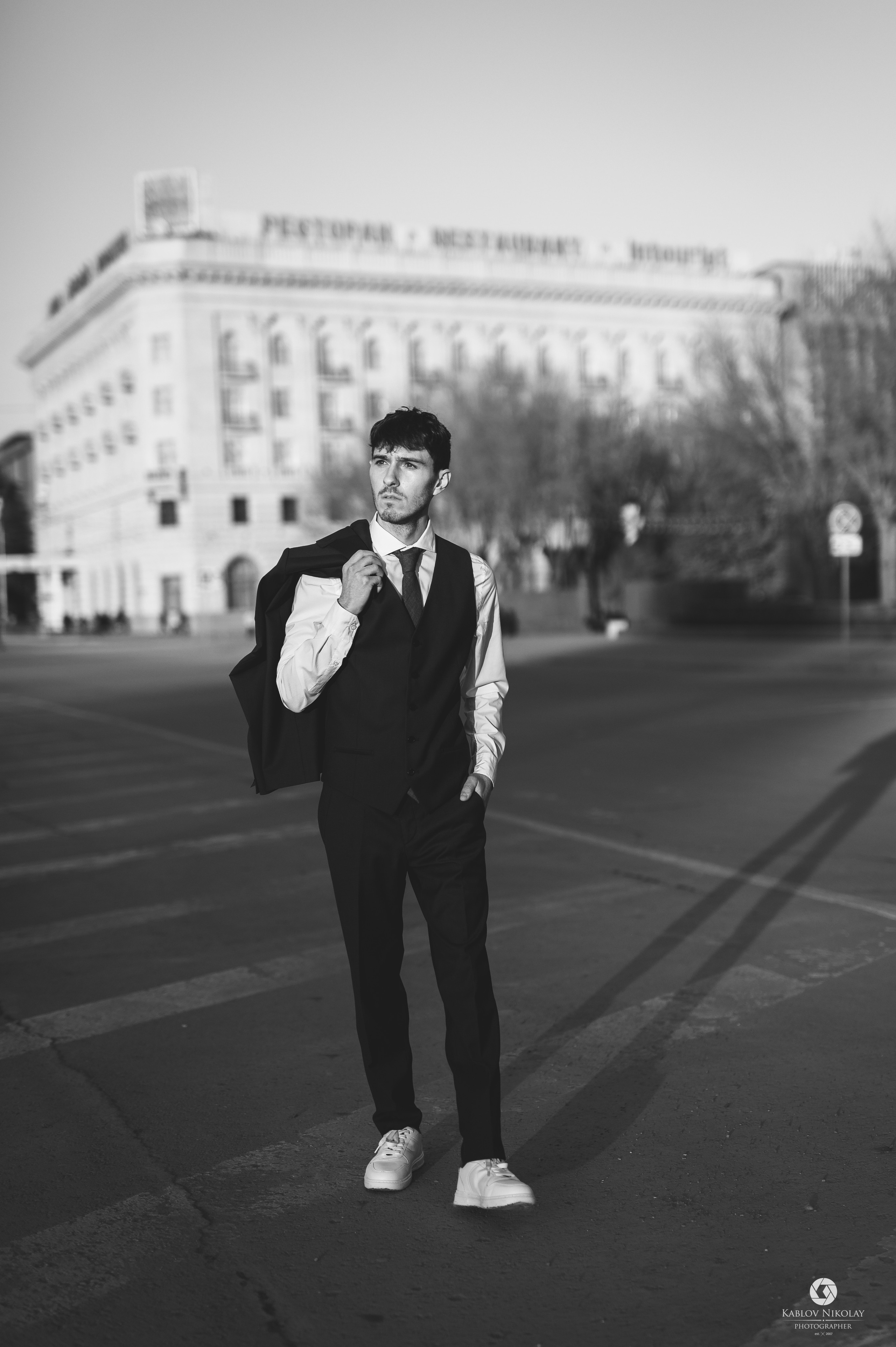 Образ Жениха. Свадебный фотограф Волжский Волгоград Каблов Николай
