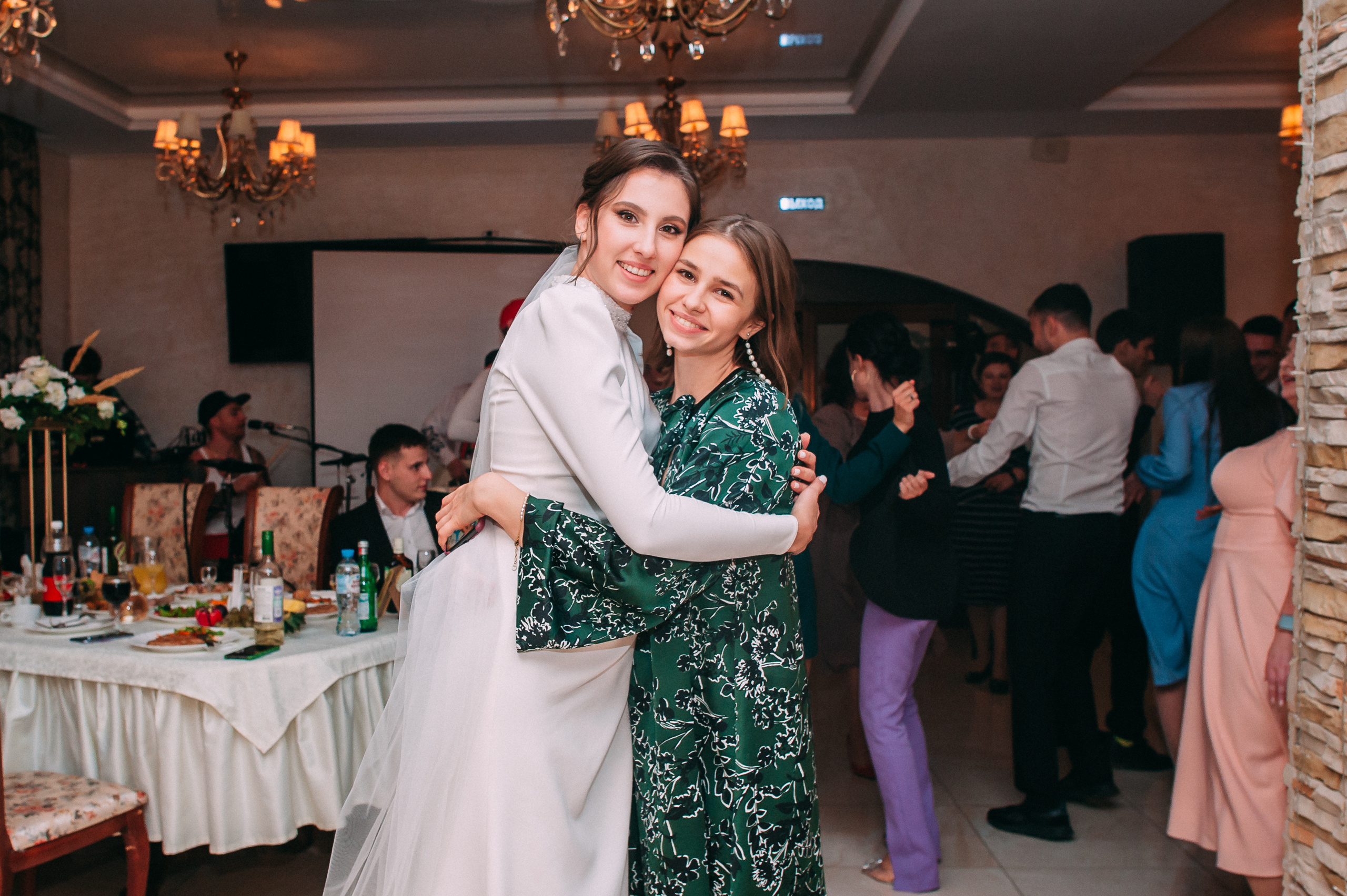 Саша + Даша. Свадебный фотограф Волжский Волгоград Каблов Николай