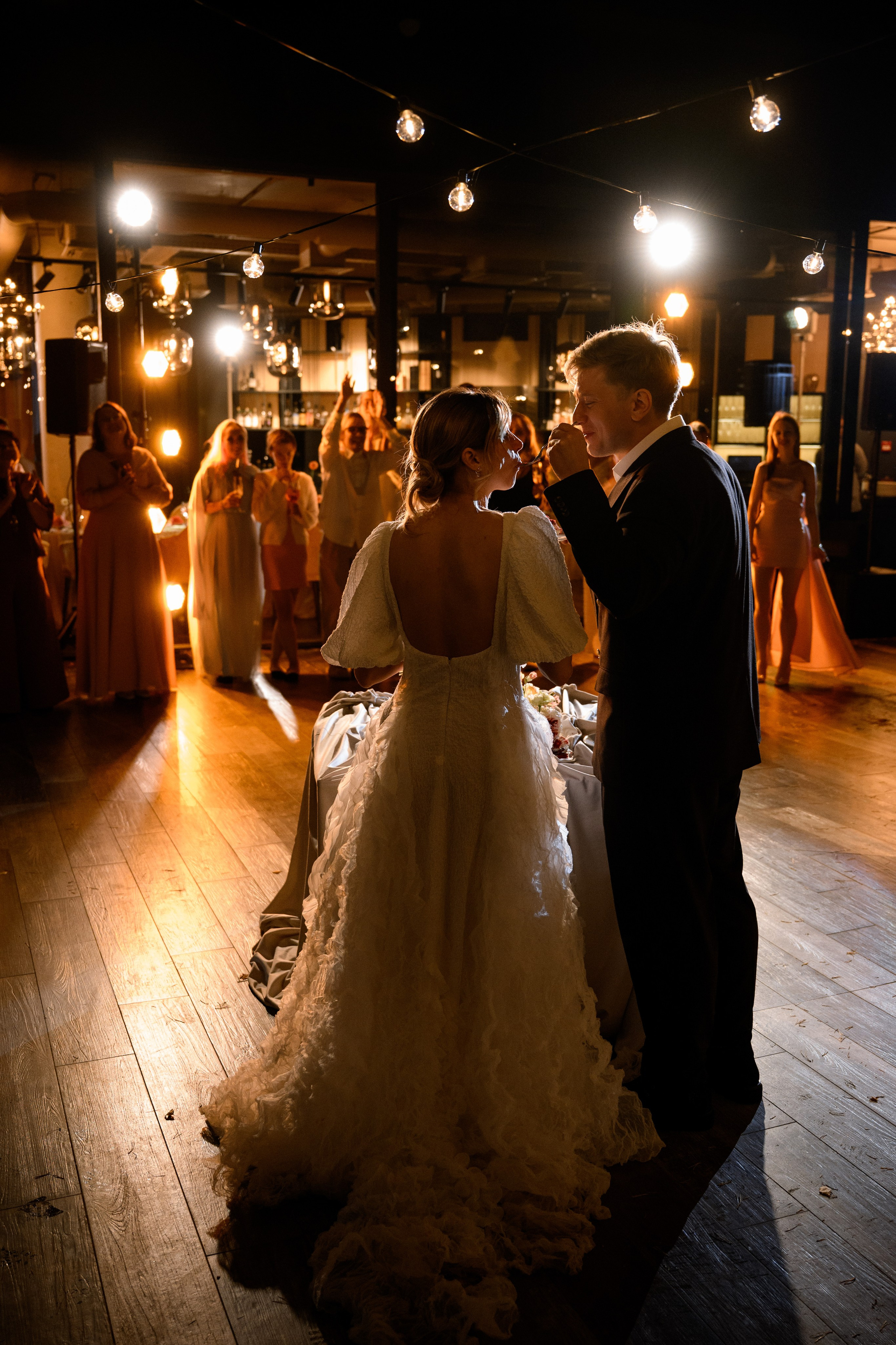 На берегу залива. Свадебный фотограф в Санкт-Петербурге, Москве, СПб Сергей Поддубный