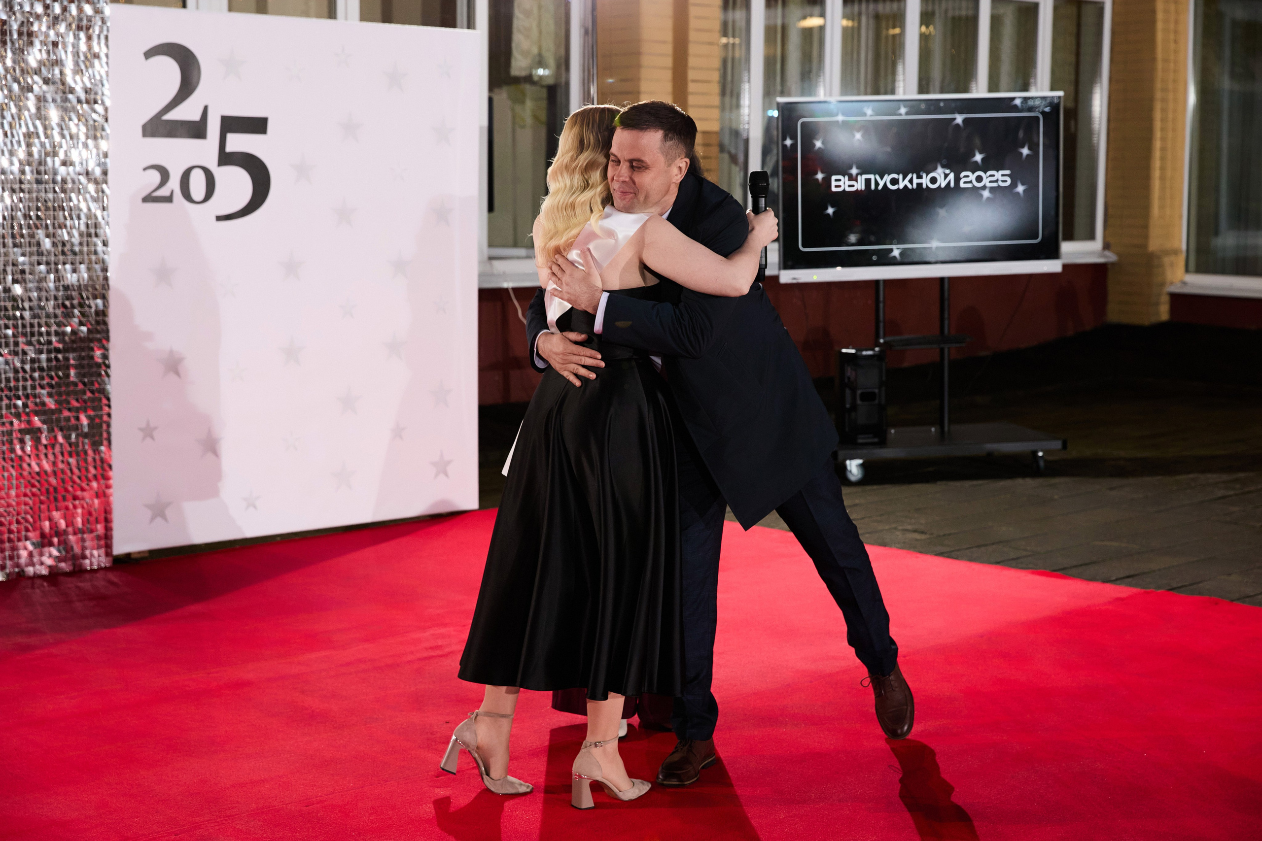 Выпускной 11 класс. Свадебная, репортажная фотосъемка и видеосъемка в Минске. Илья и Юлия Ширмановы. Фотограф | Видеограф | Минск