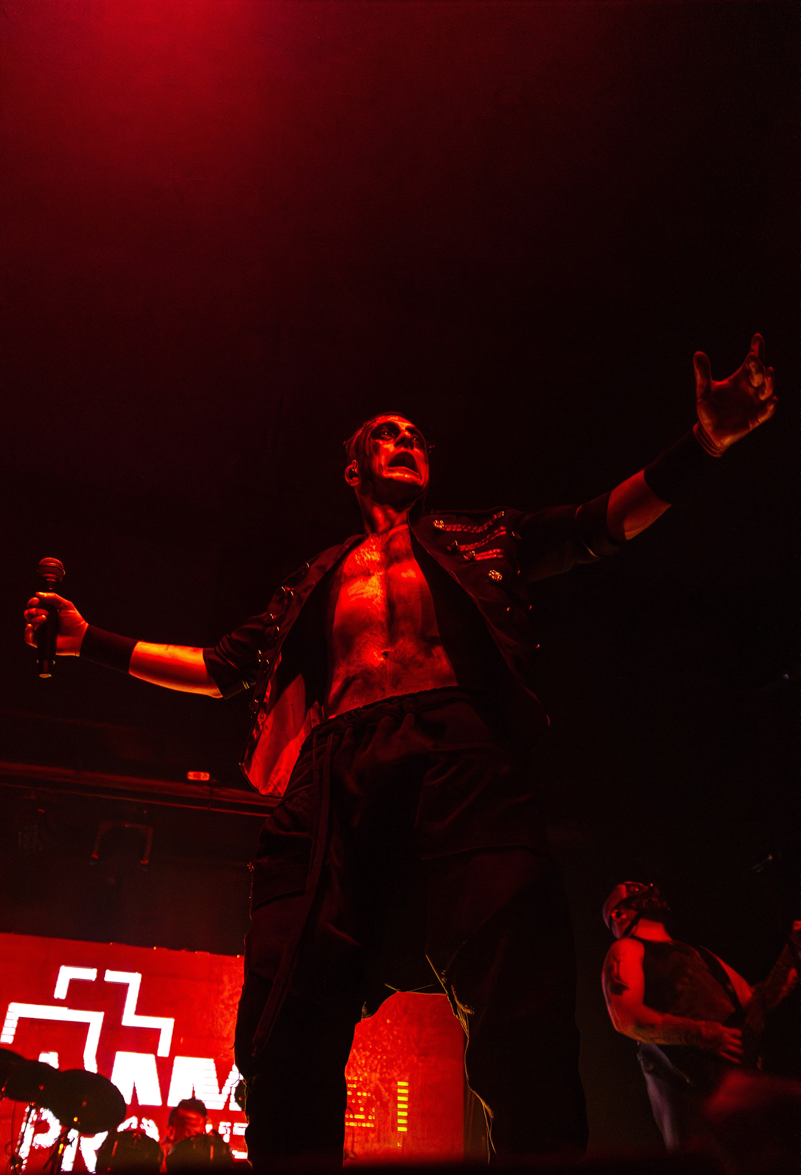 Концерт кавер-группы RAMMproJect в клубе Фабрика 21.03.2024. Репортажный фотограф Екатеринбург | Яркий, качественный репортаж | Концерты, клубы, репортаж, праздники, корпоративы