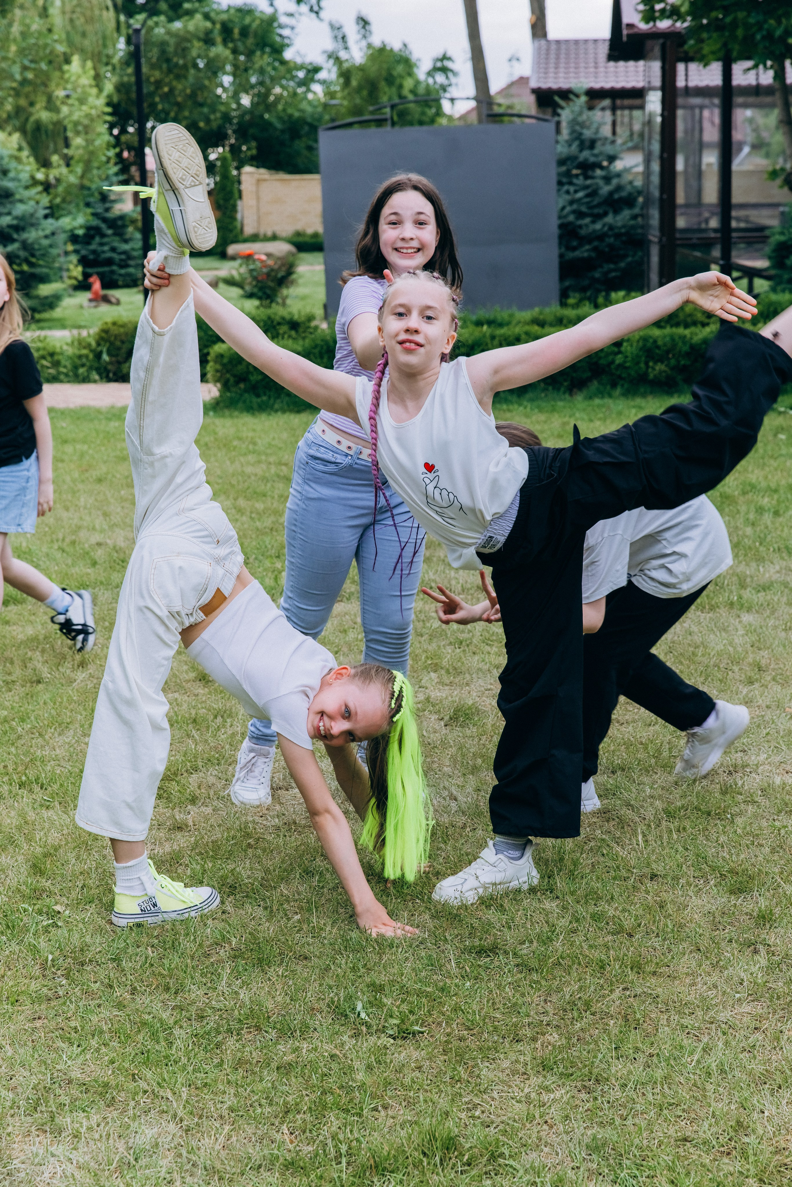 4 класс Лицей № 4. Фотограф и Видеограф в Краснодаре Юлия Солодченко