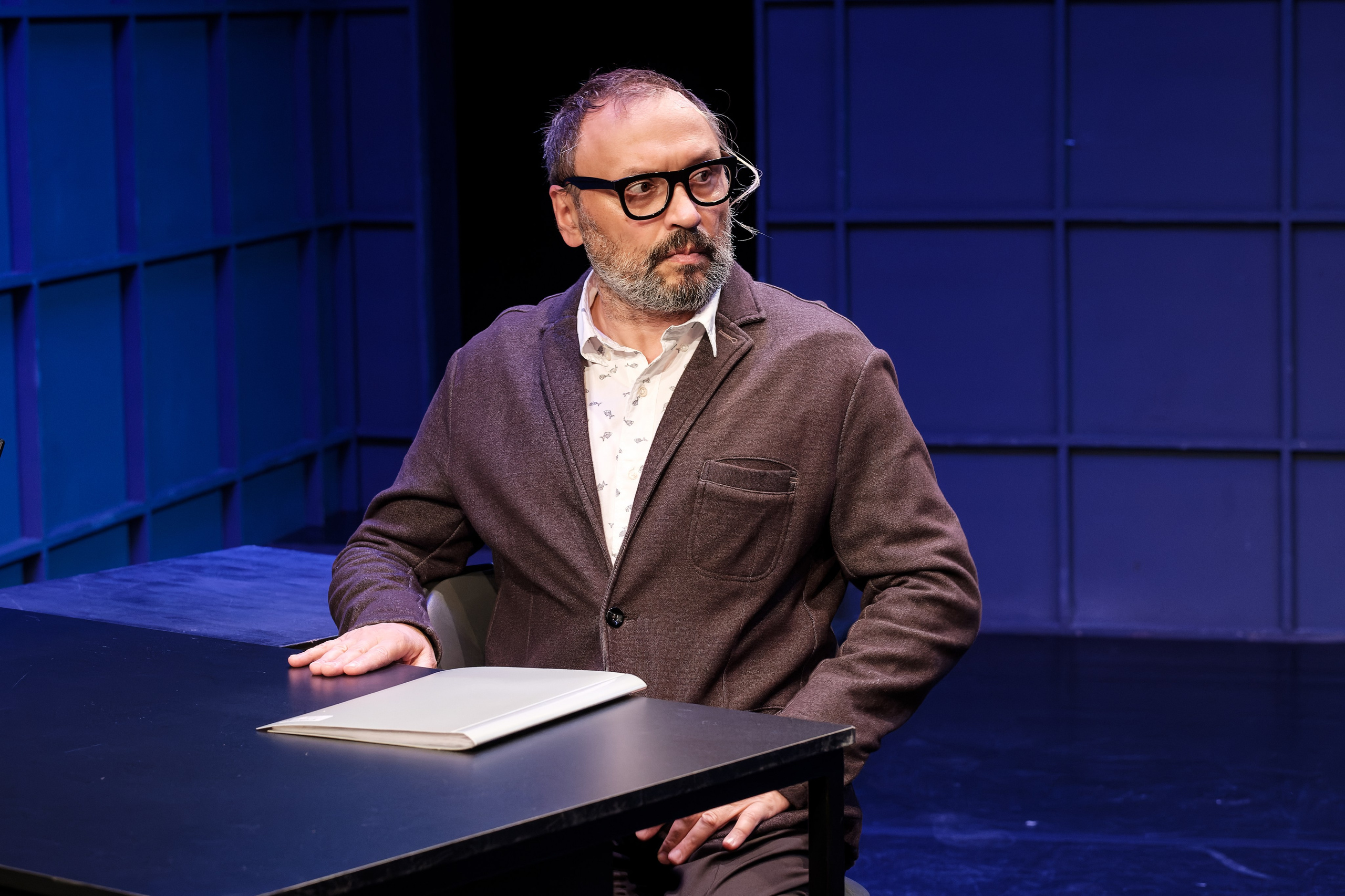 Спектакль «Кроткие» в театре «Человек». Профессиональный фотограф в Москве и МО Денис Кулешов