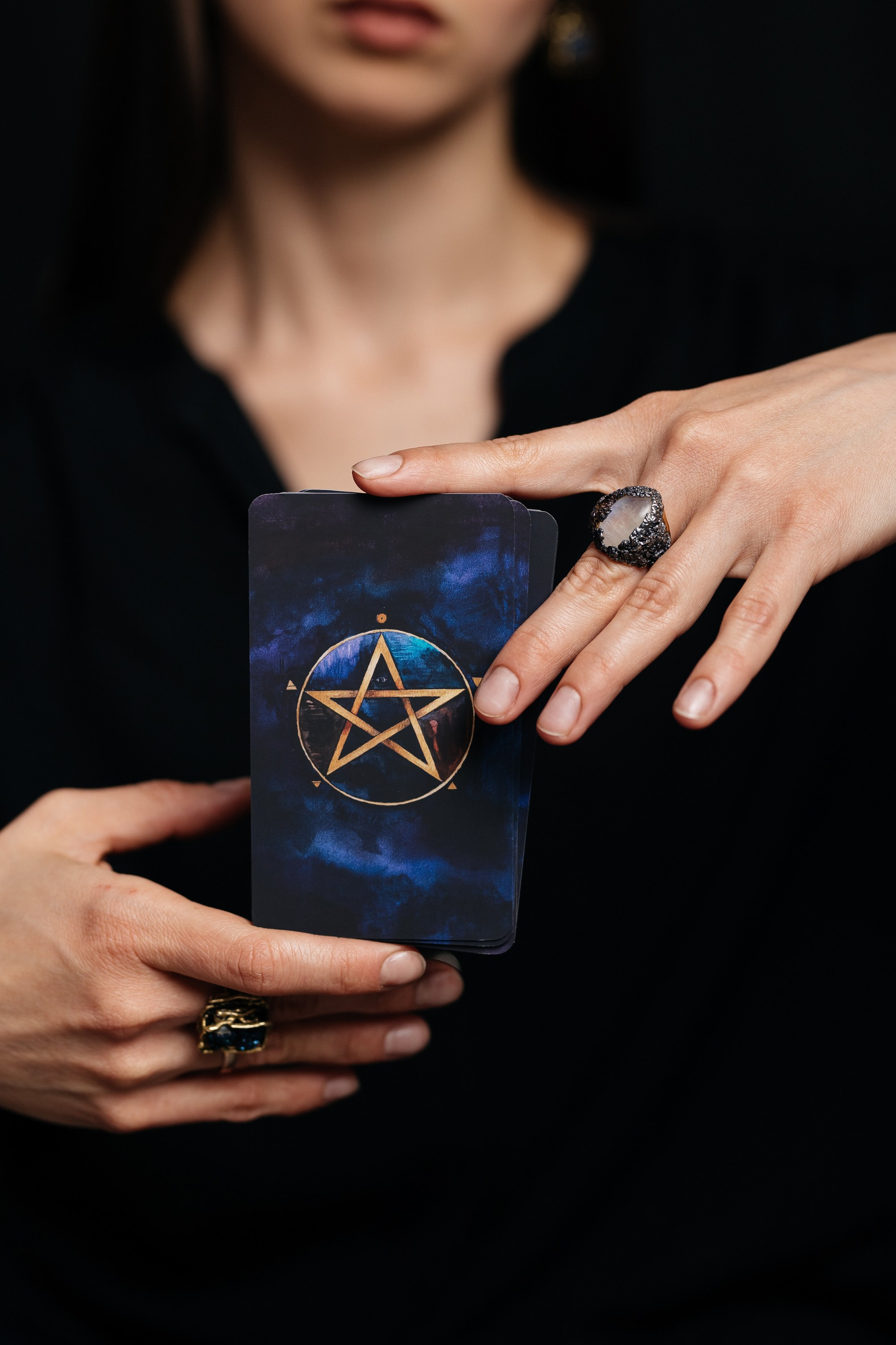 Колода Таро. Художник Мария Бикбулатова магия эзотерика карты таро «тайны мастера»